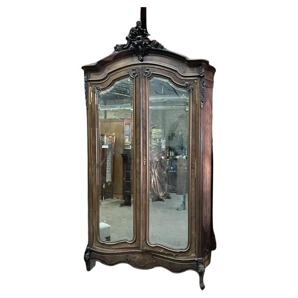 Armoire de chambre à coucher ancienne de style Louis XV des années 1800, portes doubles avec miroir