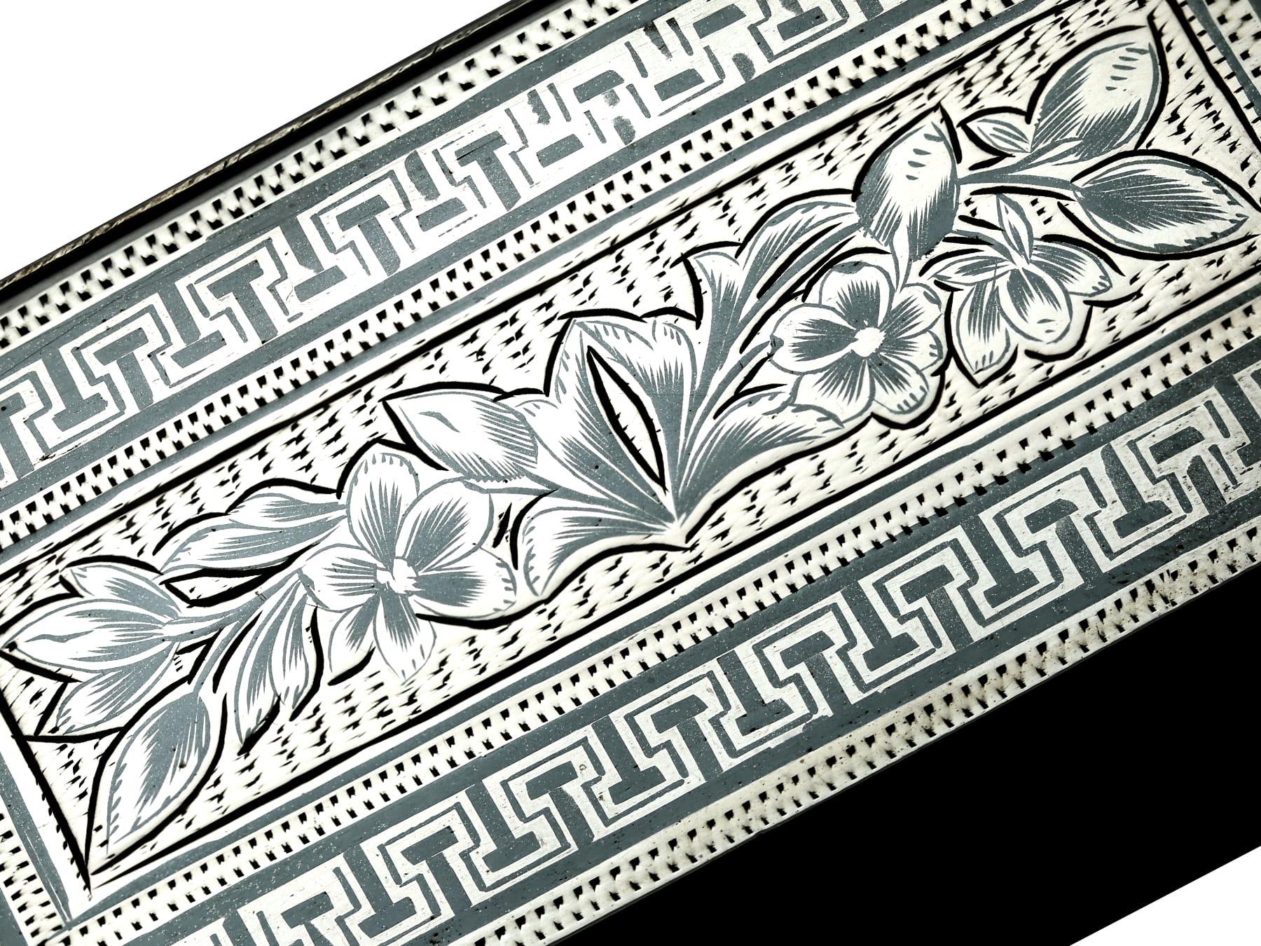 Antike persische Silber- und Niello-Emaille-Dose aus den 1800er Jahren im Angebot 4