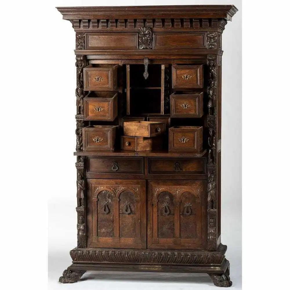 Néo-Renaissance Antique Revival renaissance de 1800 Cabinet Bambocci en placage de loupe / Secrétaire ! en vente