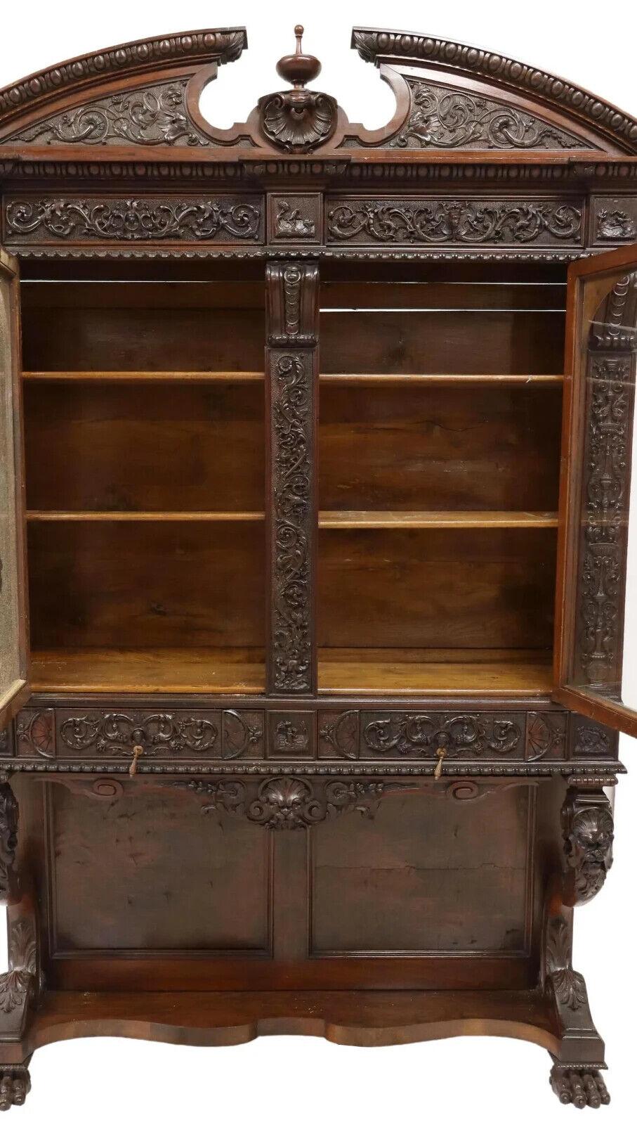 1800s Antique Renaissance Revival, Carved Display Cabinet / Vitrine In Good Condition For Sale In Austin, TX