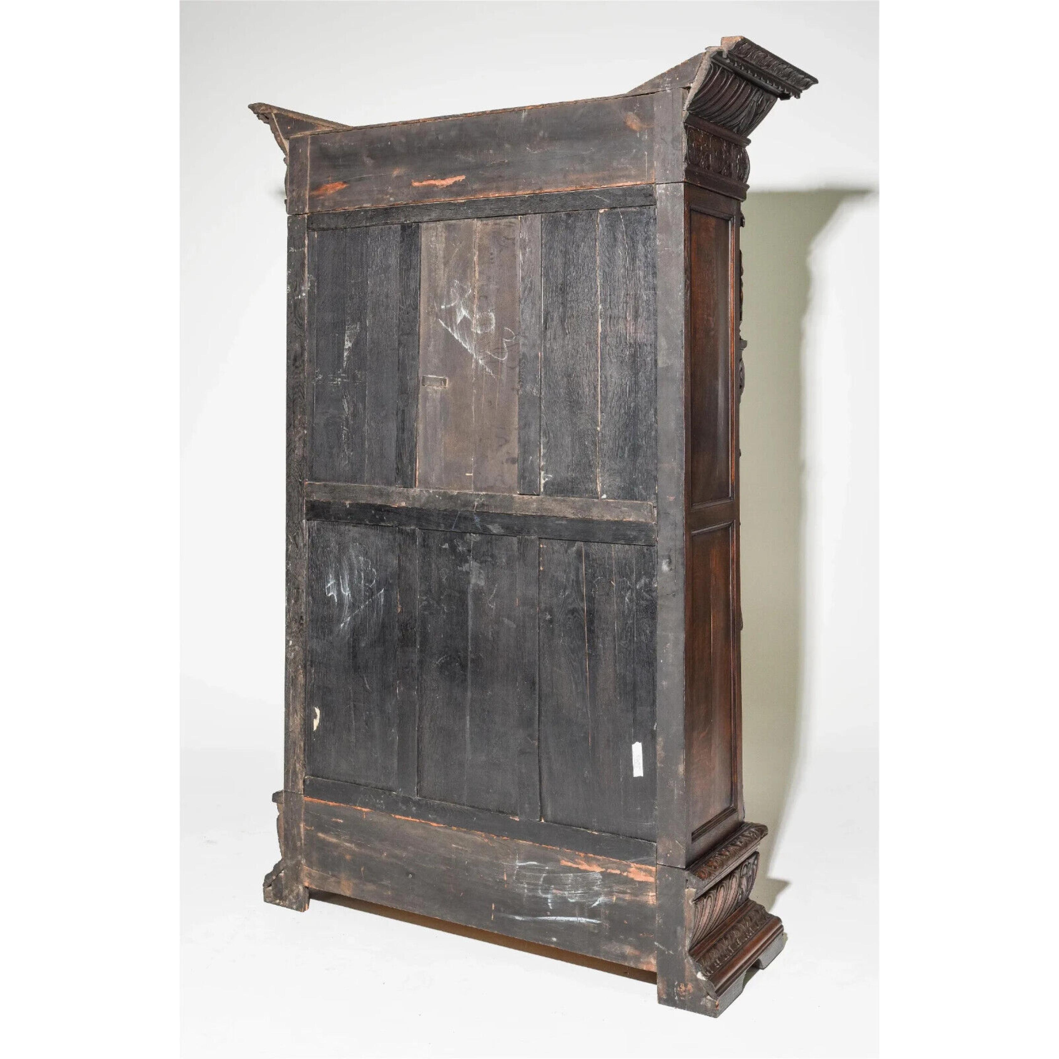 1800's Antique Renaissance Style, Carved Oak Display Cupboard / Bookcase For Sale 2