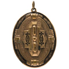 1800s Antique Victorian 10 Karat Yellow Gold Locket 