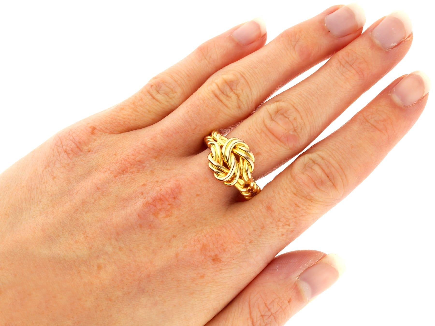 Women's or Men's 1800s Antique Victorian 18k Yellow Gold Knot Ring