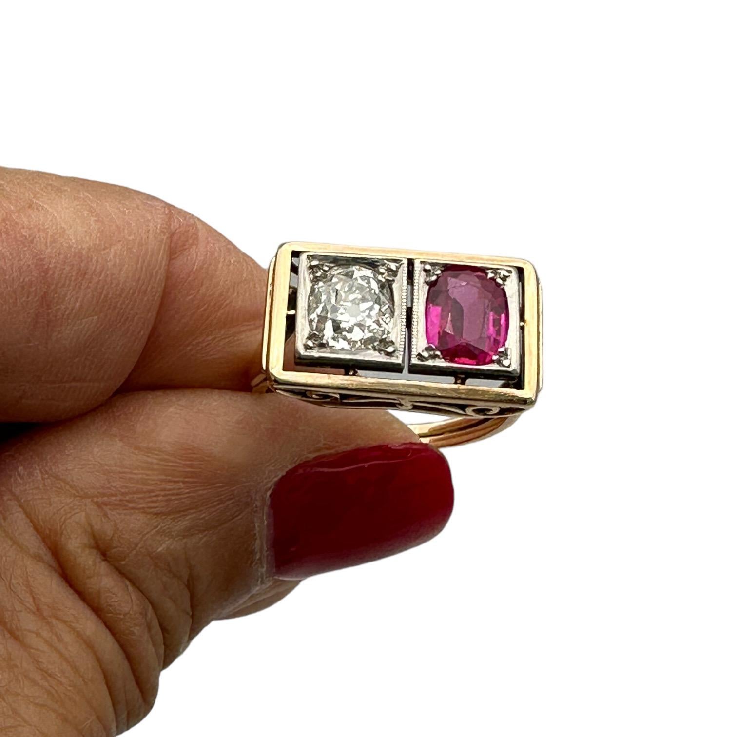 Bague Art déco des années 1800 en diamants et rubis taille vieille mine de 2,20 carats 2