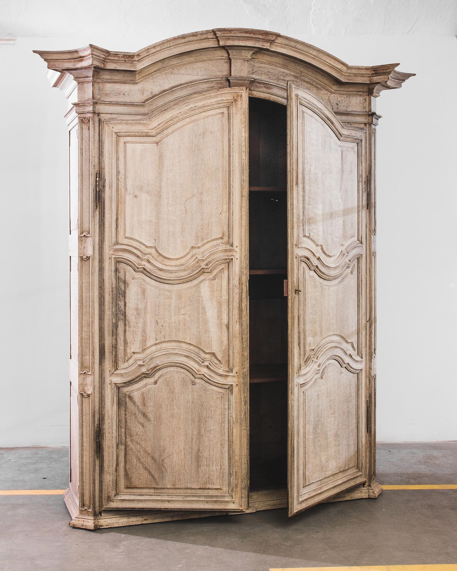 1800s Belgian Oak Armoire In Good Condition In High Point, NC