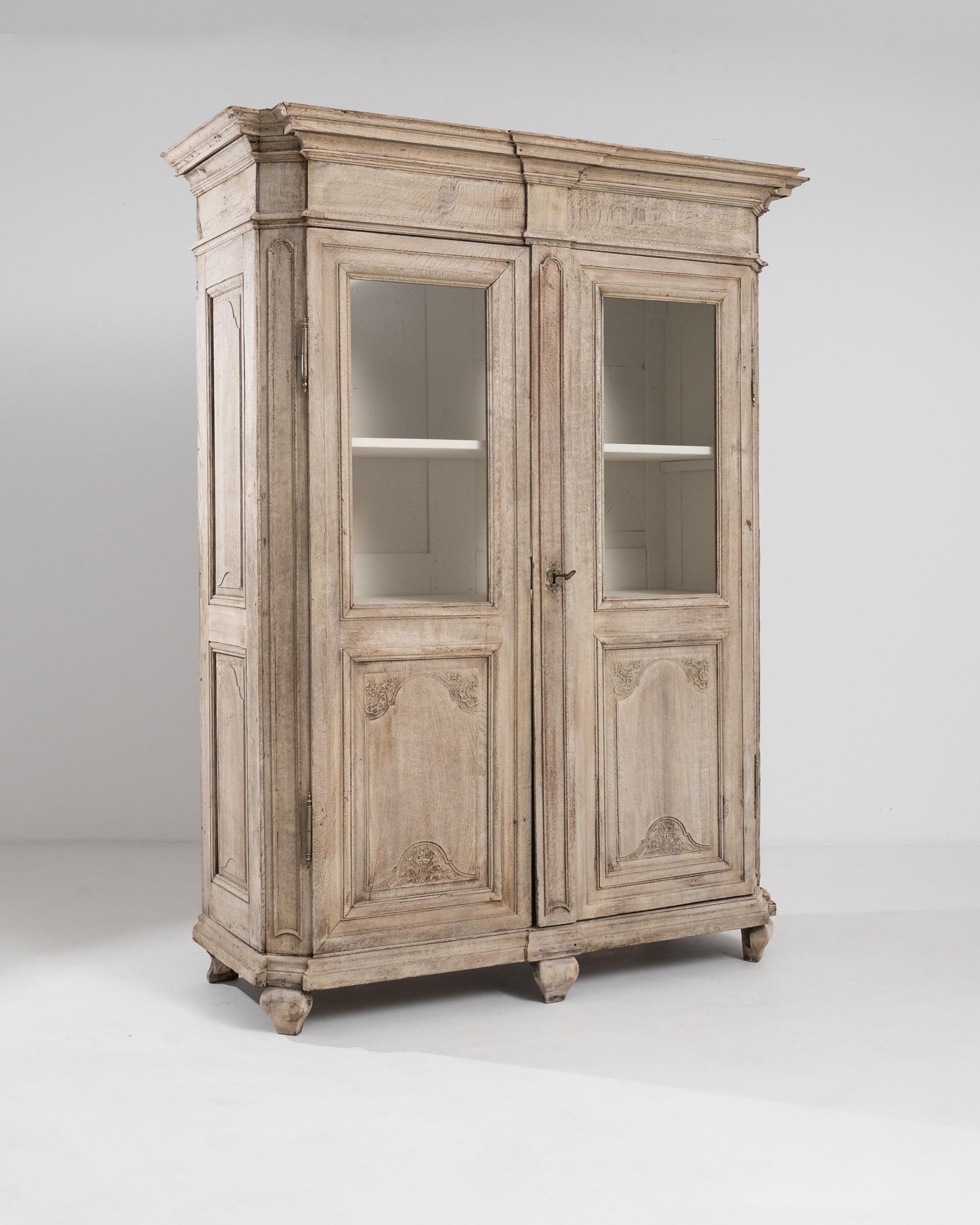 1800s Belgian Provincial Oak Vitrine In Good Condition In High Point, NC