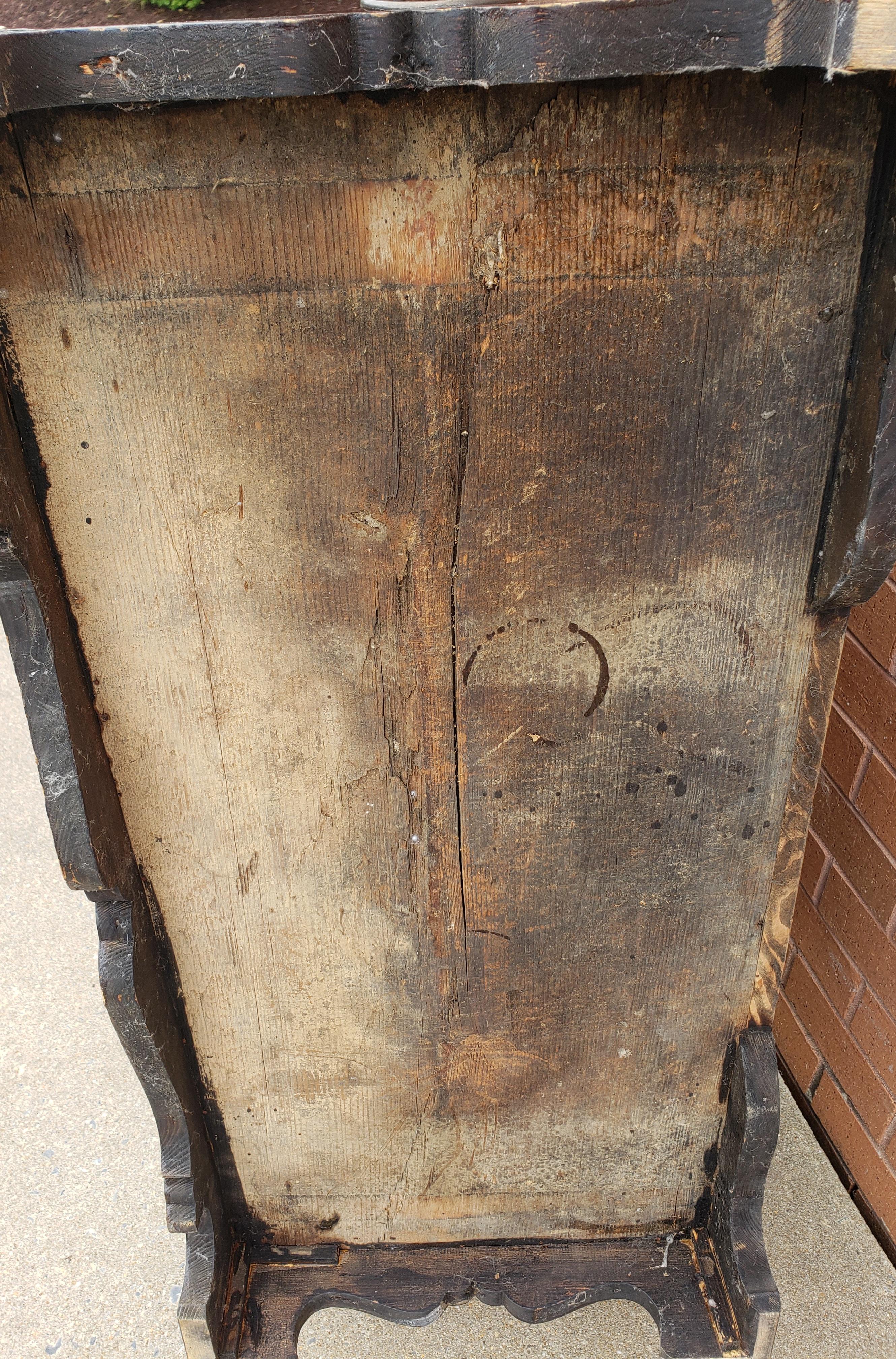 Coffre à Abattant en bois d'Elmwood monté sur laiton, avec serrure, datant des années 1800 4