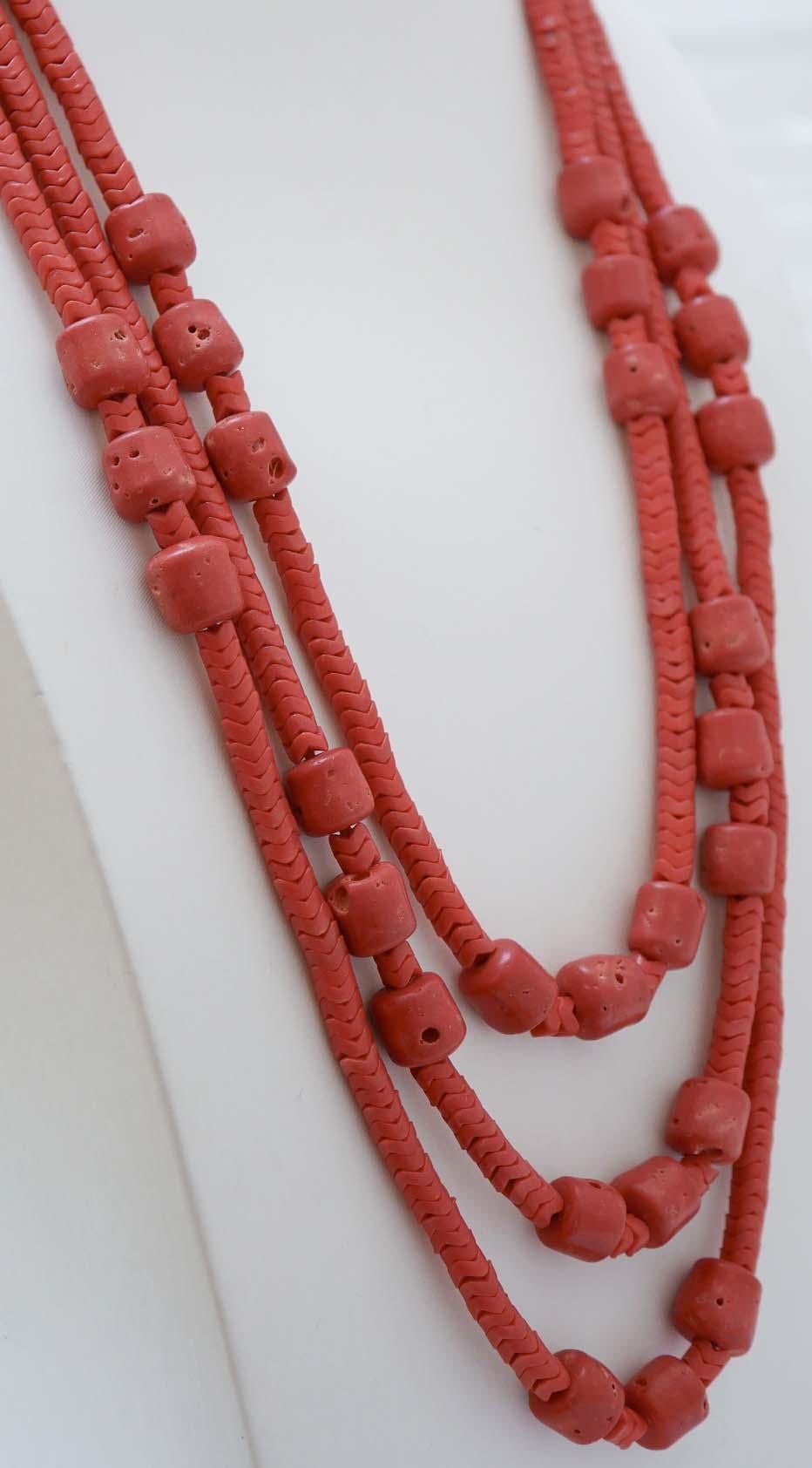 Taglio misto Collana di corallo del 1800 in vendita