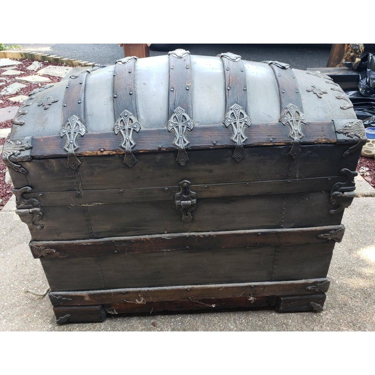 Dome top Steamer Camel Back Trunk - antiques - by owner - collectibles sale  - craigslist