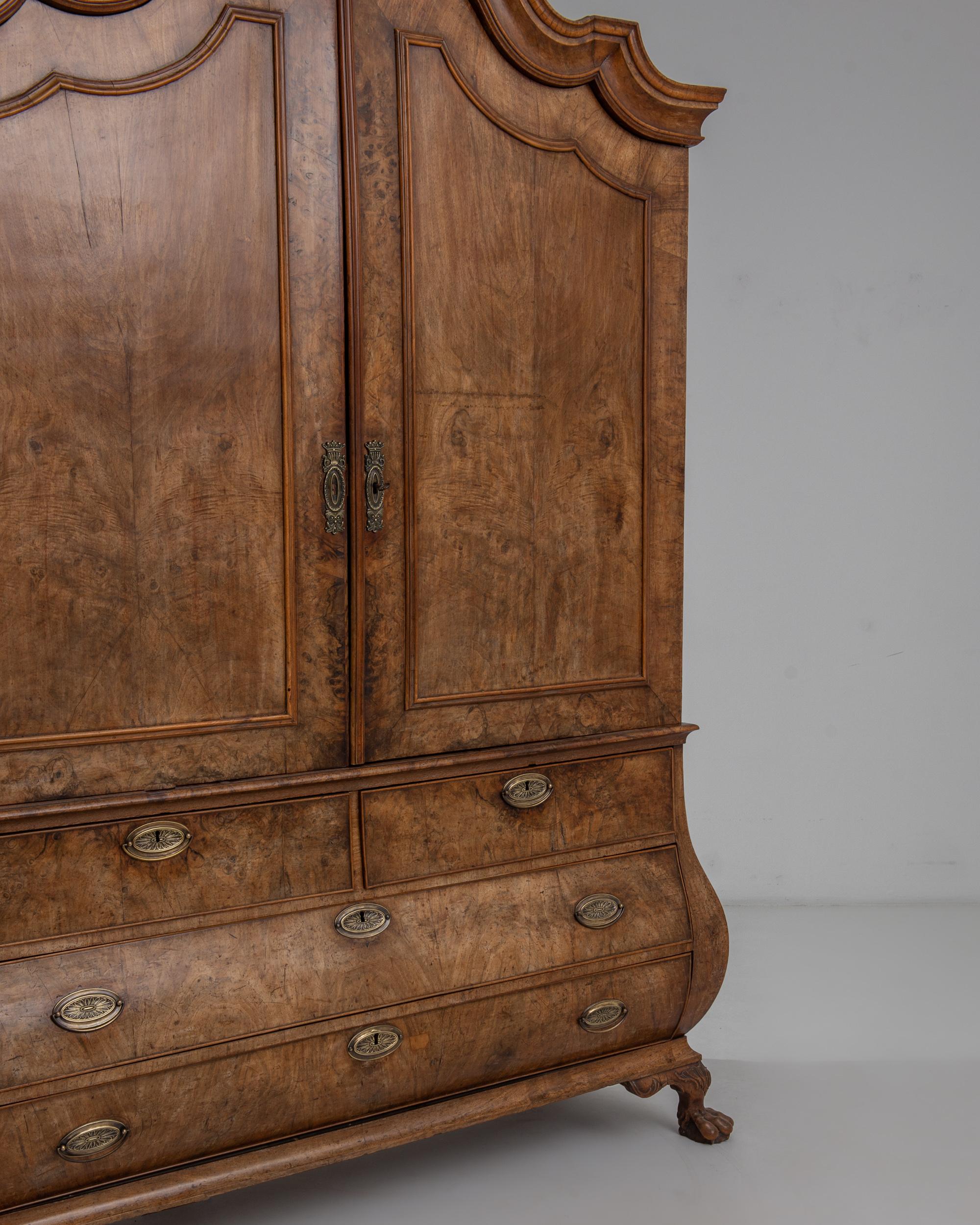 1800s Dutch Wooden Cabinet with Original Patina 12
