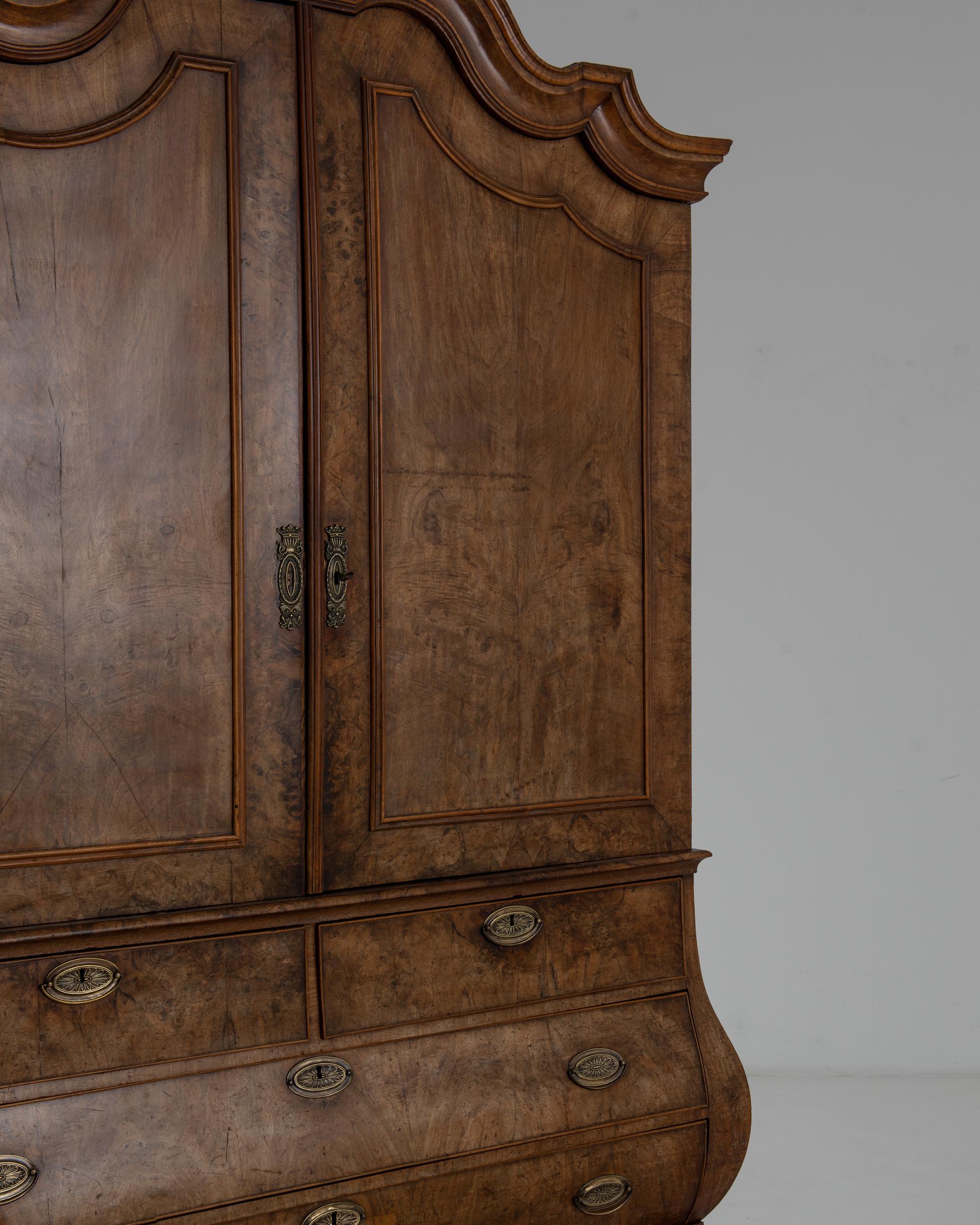 1800s Dutch Wooden Cabinet with Original Patina 2