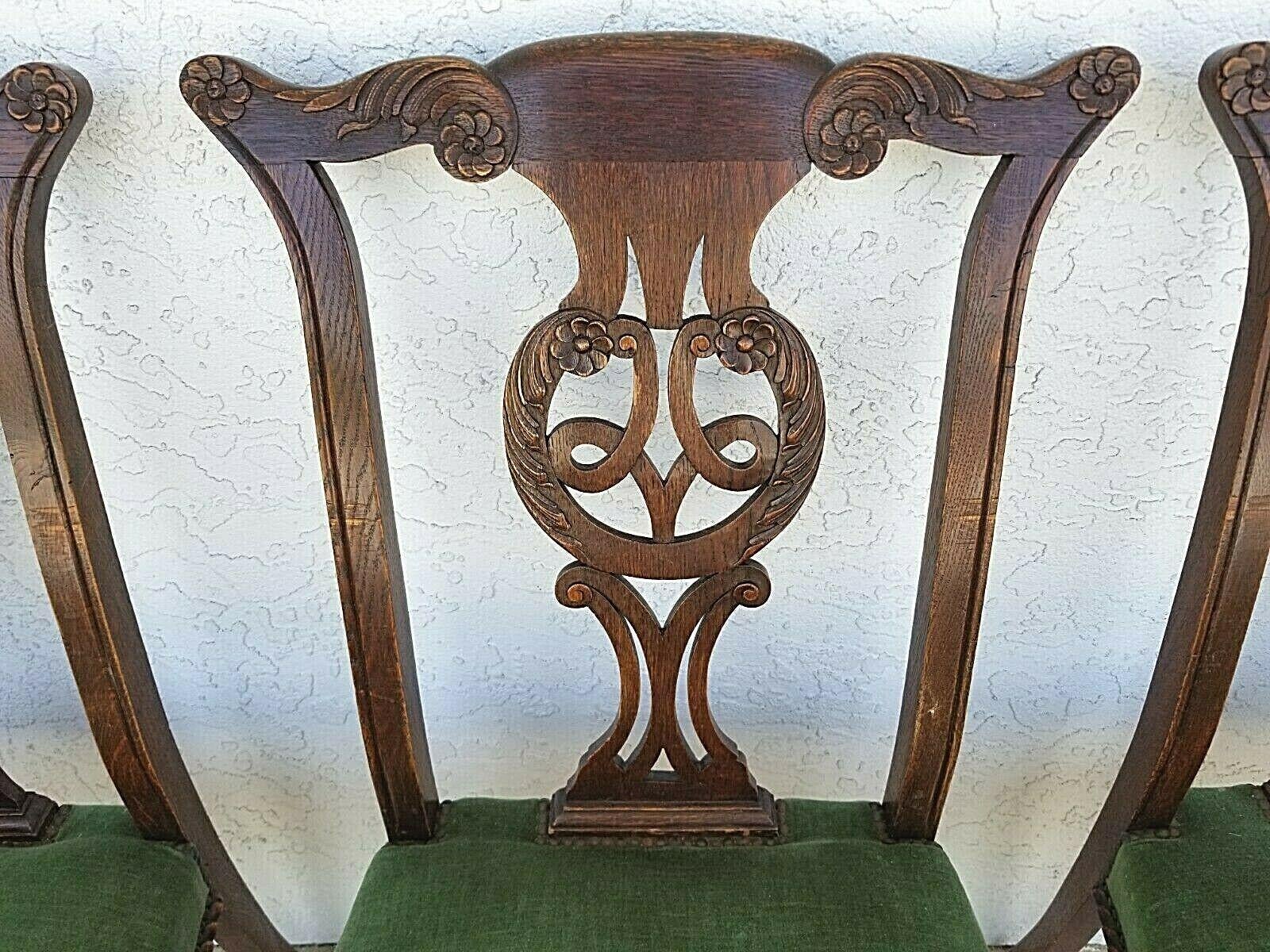 1800's English Oak Ball Claw Chippendale Dining Chairs Set von 5 (Samt) im Angebot