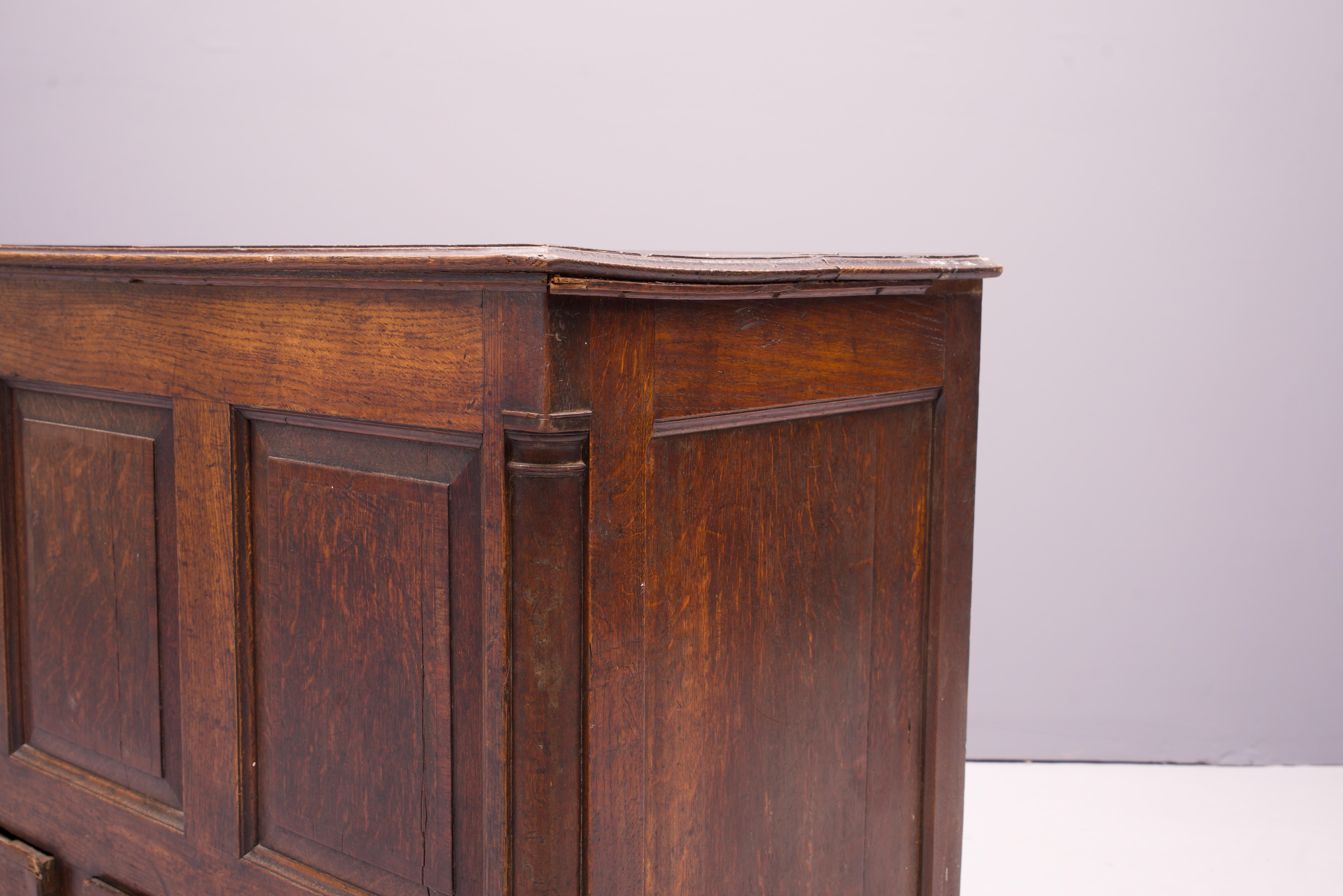 English 1800s Lancashire Oak Mule Chest Trunk Blanket Box Antique Cabinet Credenza For Sale