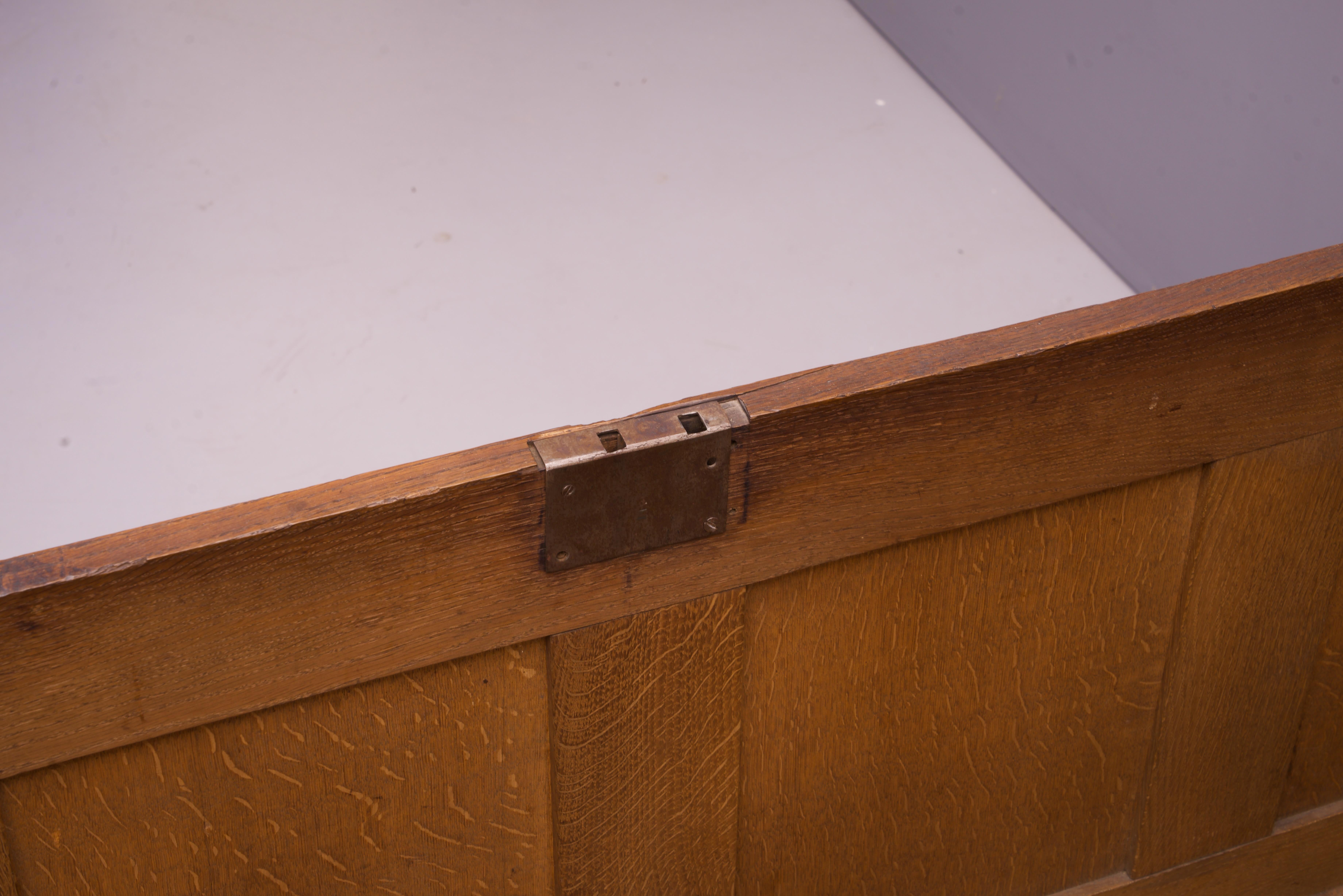 1800s Lancashire Oak Mule Chest Trunk Blanket Box Antique Cabinet Credenza For Sale 1