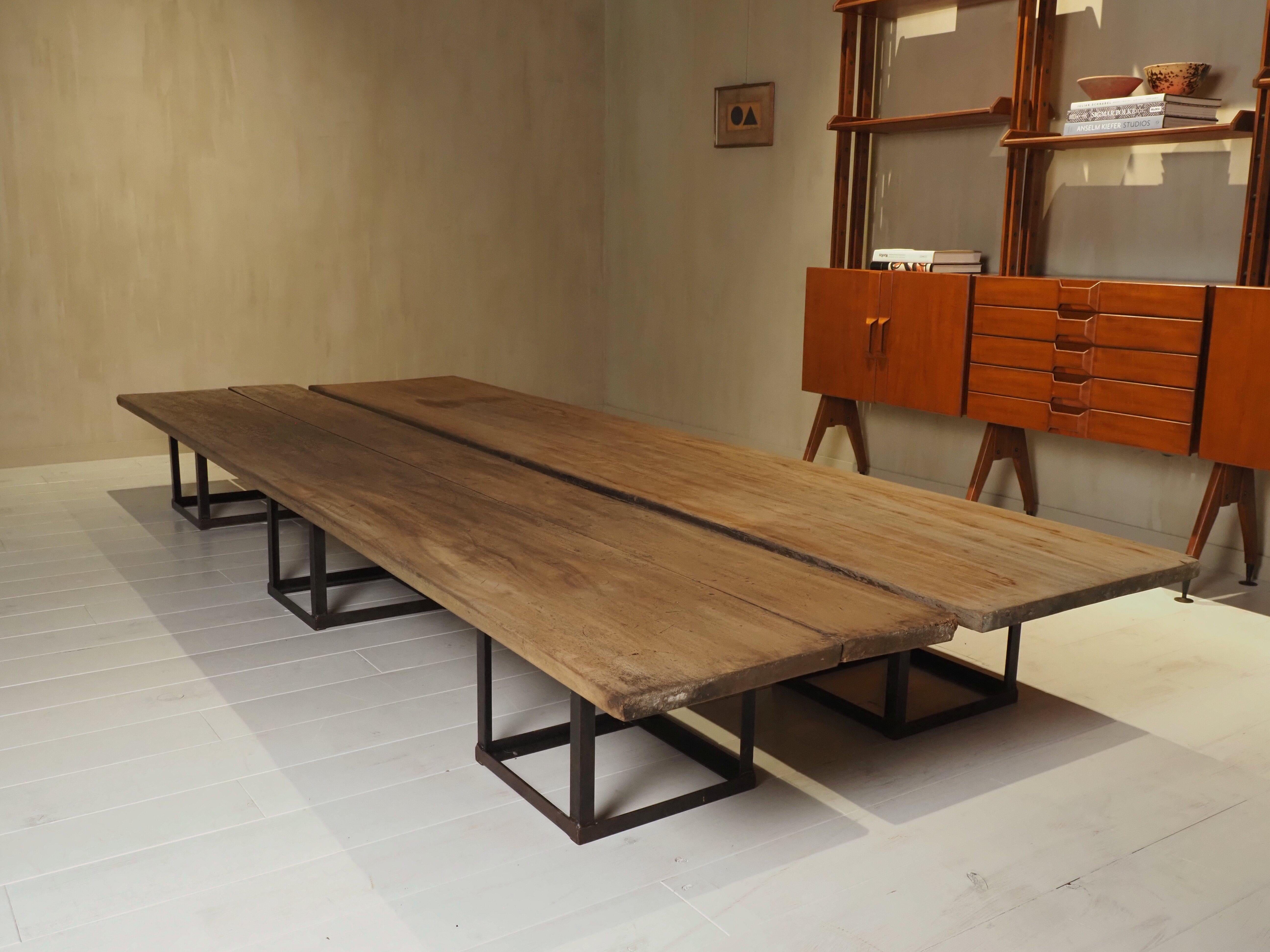 1800's Exceptional pair of extra-long coffee tables For Sale 11