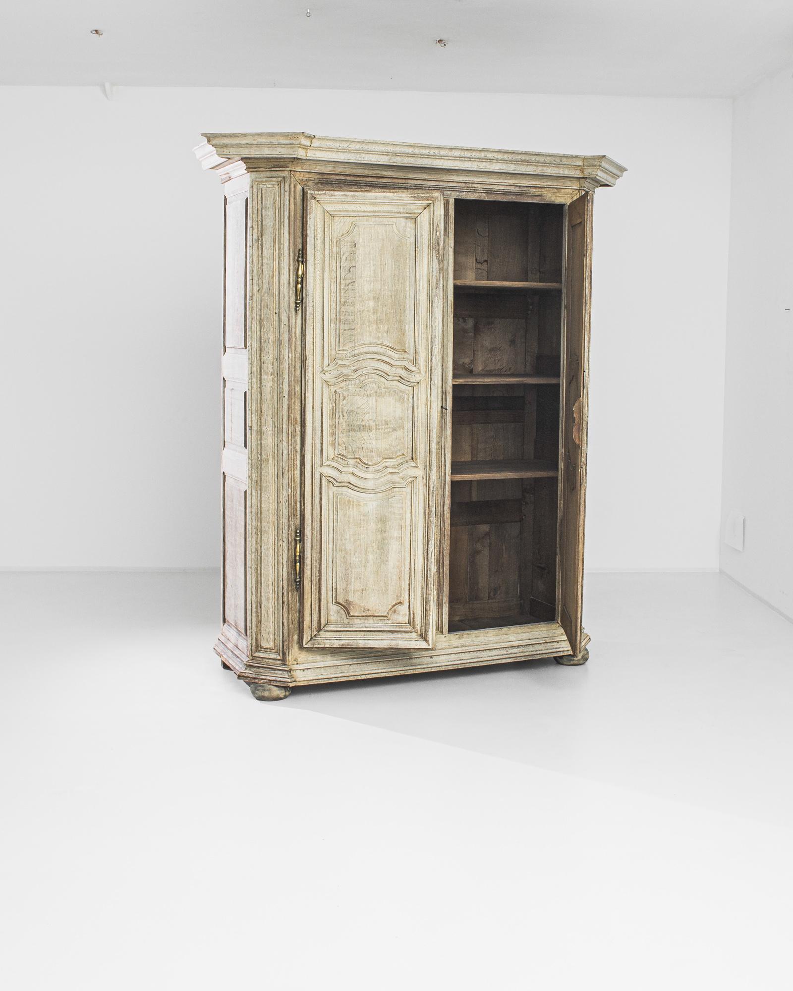 armoire ancienne 1800