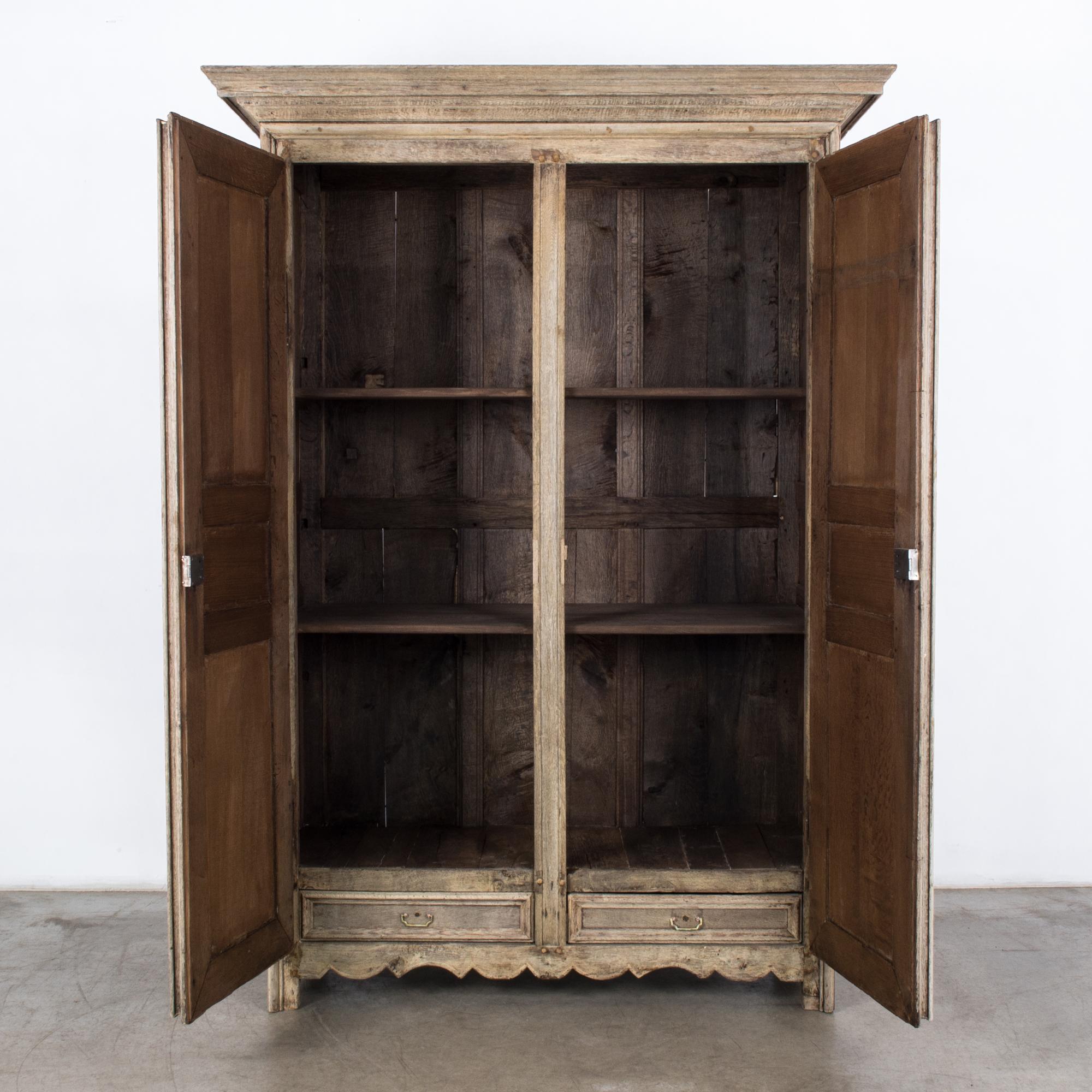 1800s French Bleached Oak Armoire In Good Condition In High Point, NC