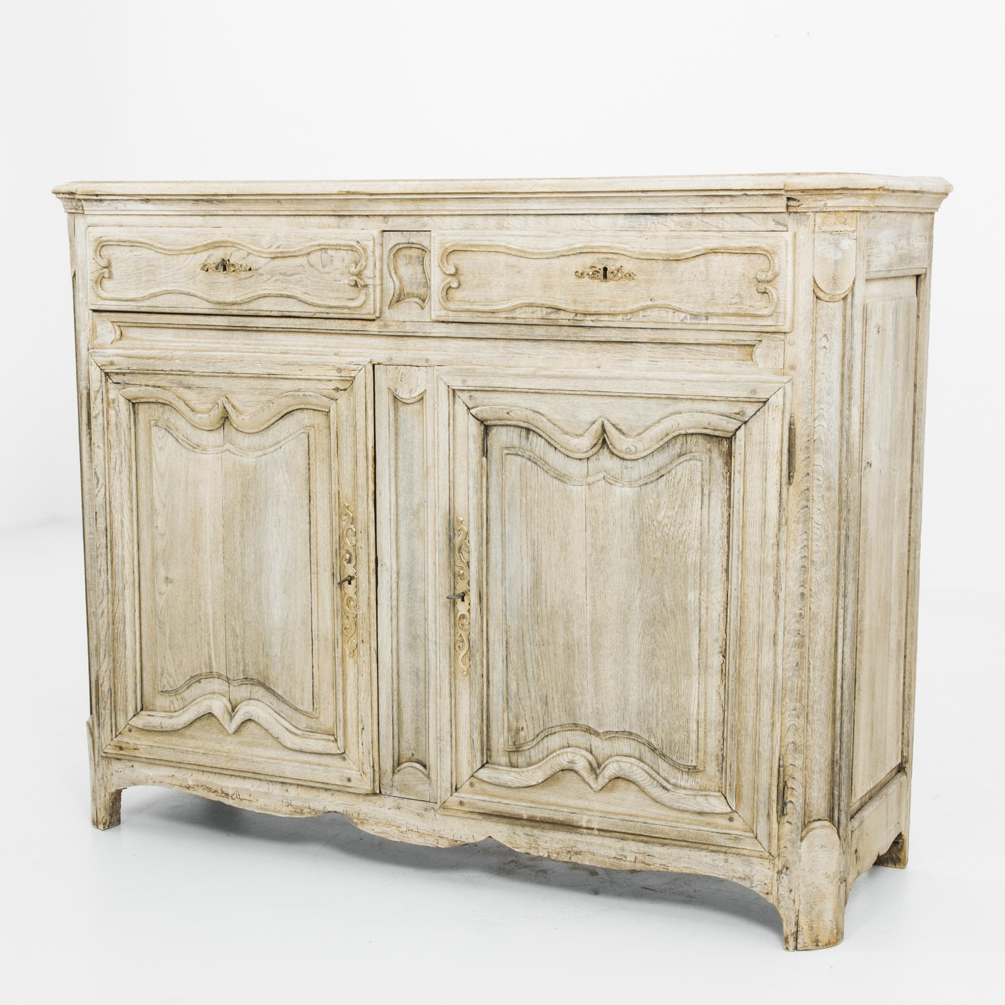 1800s French Bleached Oak Buffet In Good Condition In High Point, NC