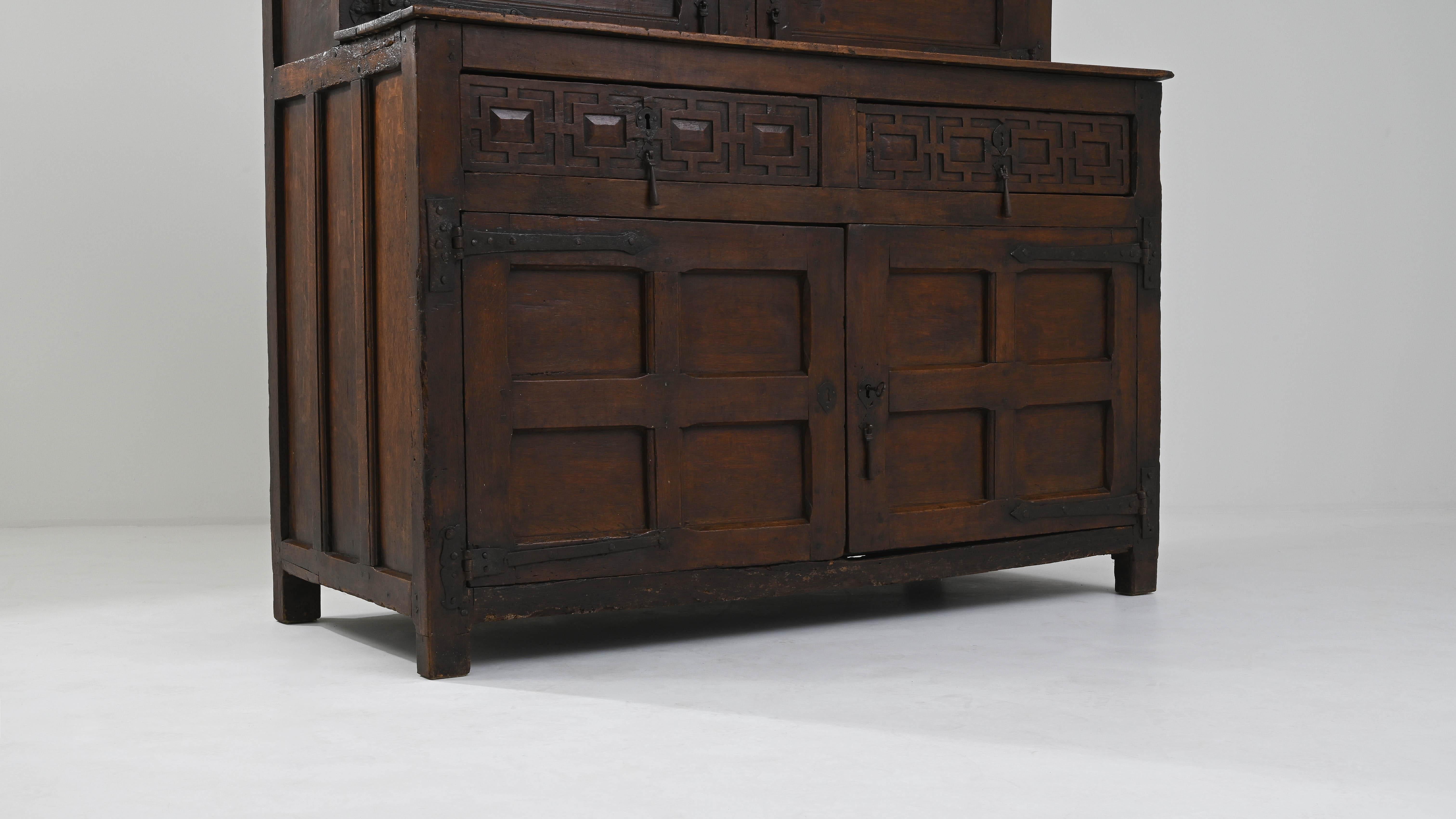 1800s French Chinoiserie Sideboard with Original Patina 4