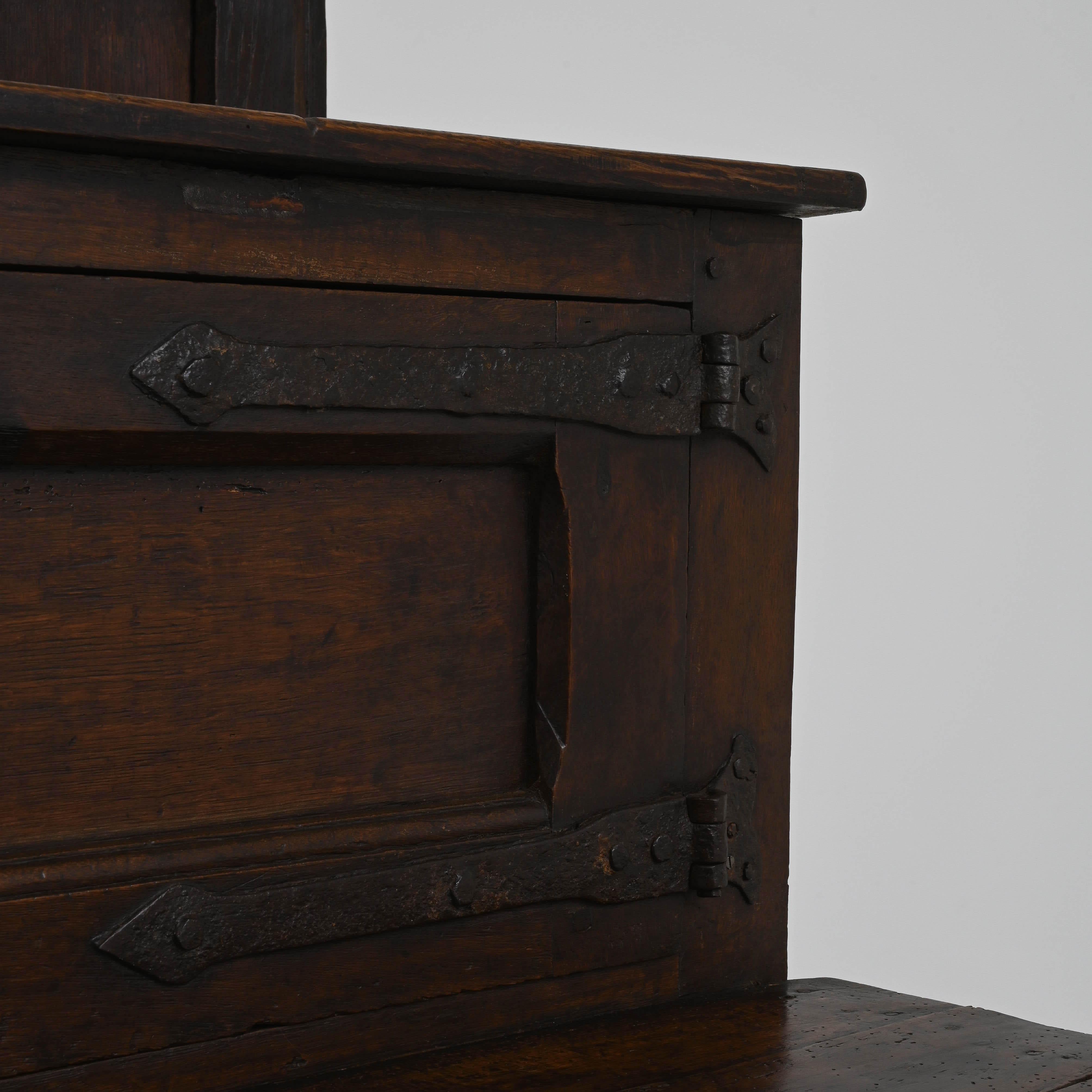 1800s French Chinoiserie Sideboard with Original Patina 6