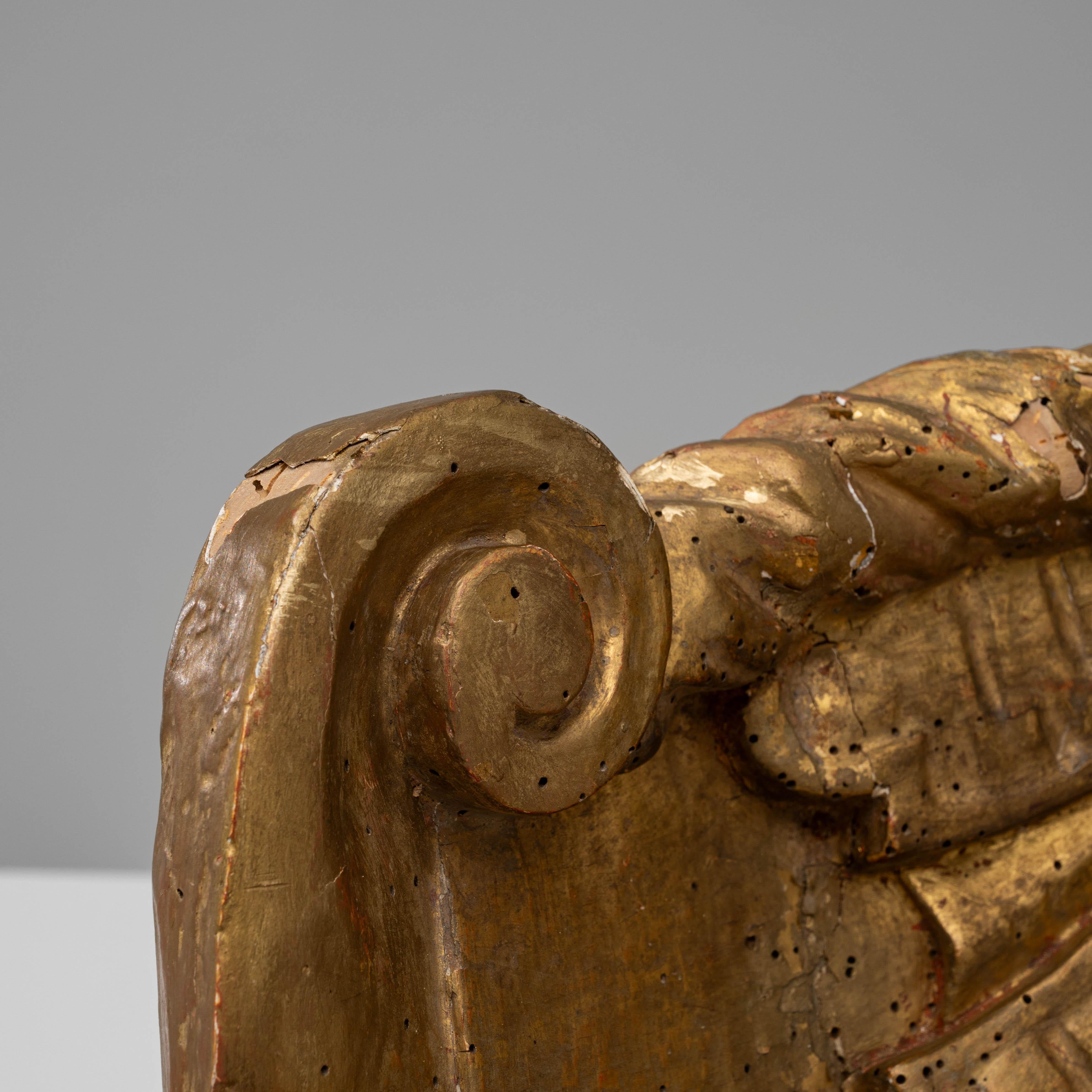 Ornamento in legno dorato francese del 1800 in vendita 2