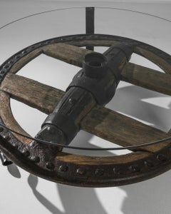 Table basse en fer français des années 1800 avec plateau en verre