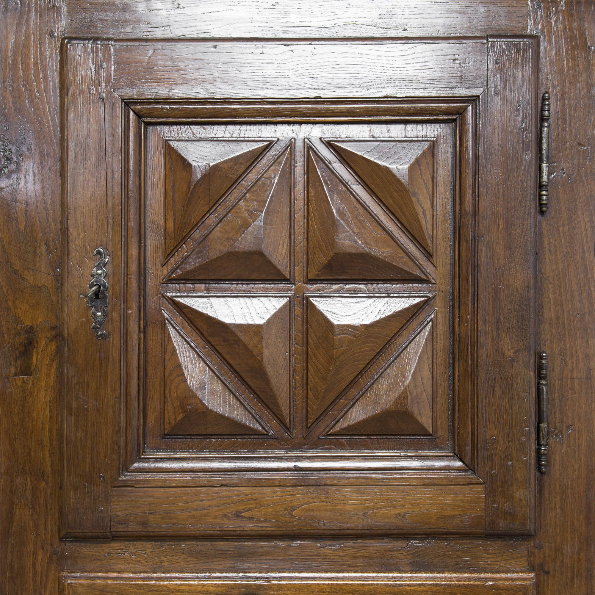 1800s French Oak Cabinet with Faceted Paneling 5