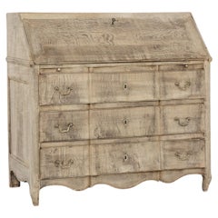 Bureau à plateau incliné en chêne français des années 1800