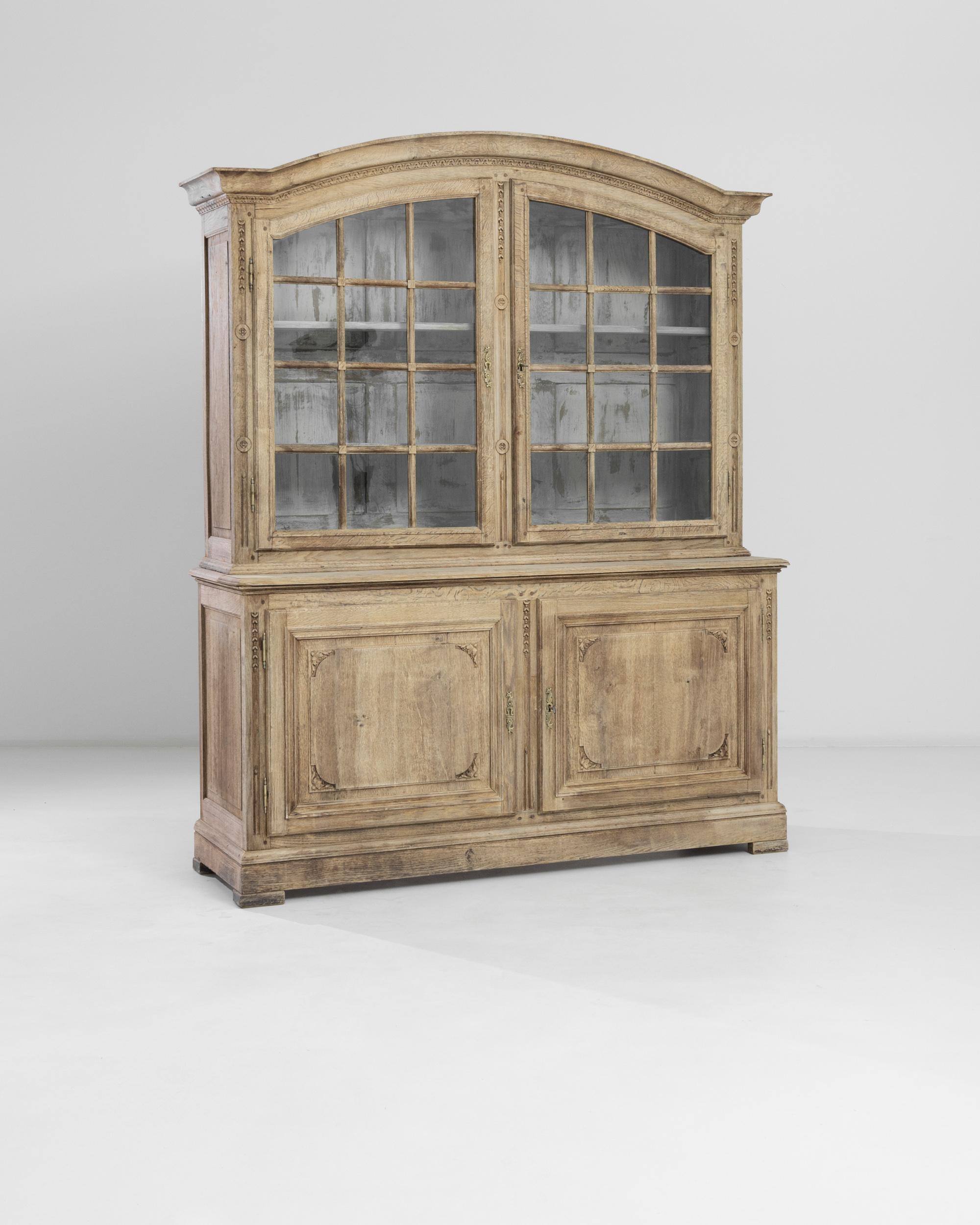 1800s, French Oak Vitrine In Good Condition In High Point, NC