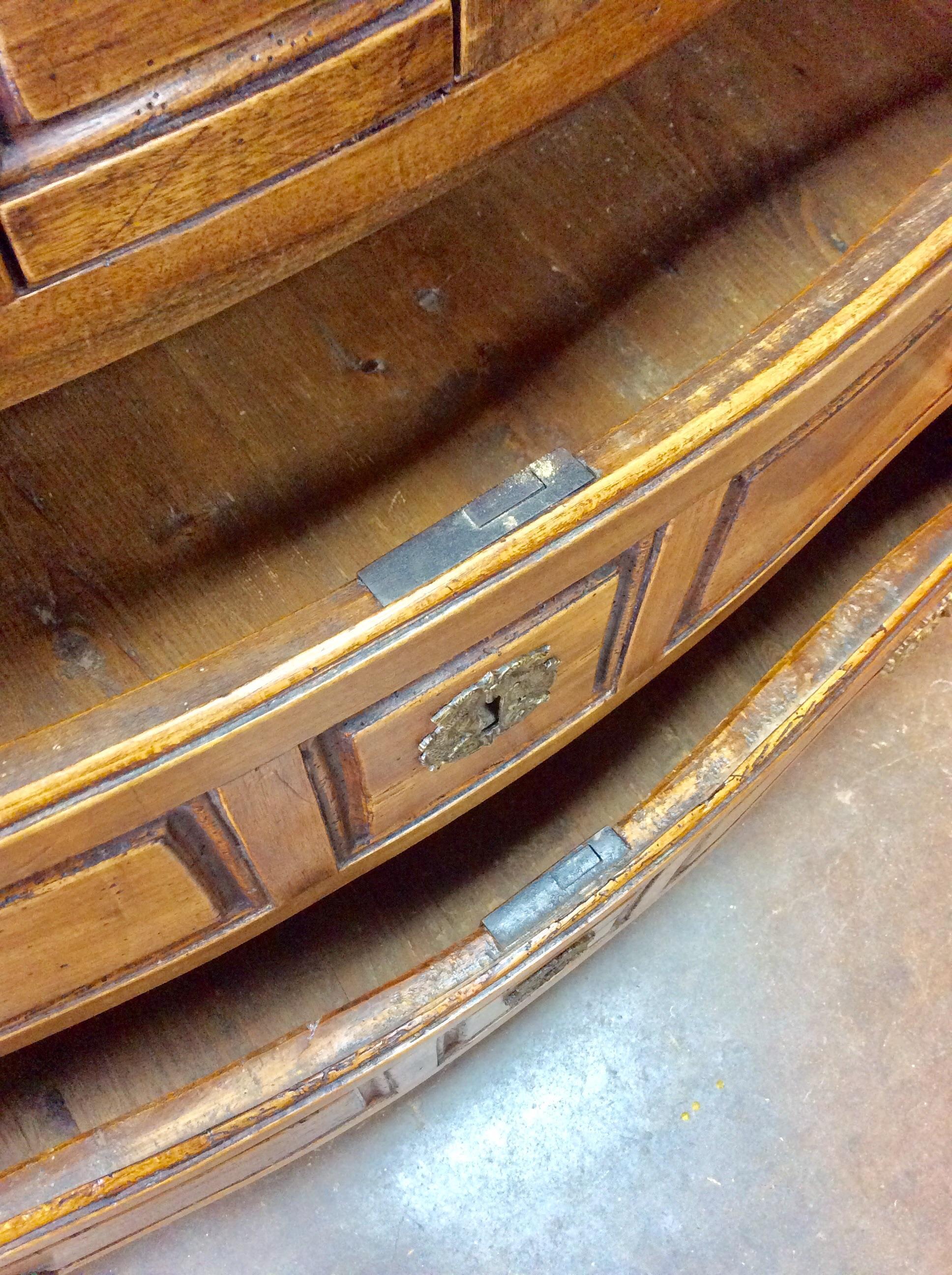 1800s French Walnut Four Drawer Commode For Sale 5