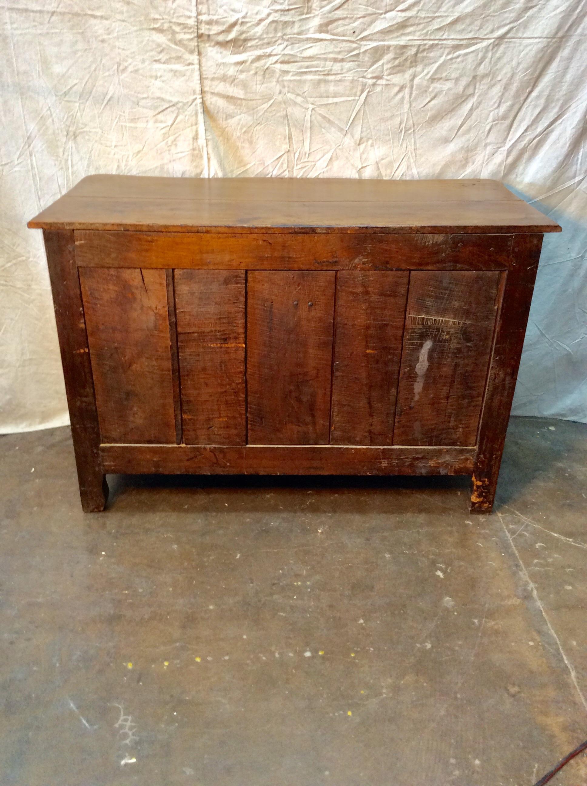 1800s French Walnut Four Drawer Commode For Sale 7