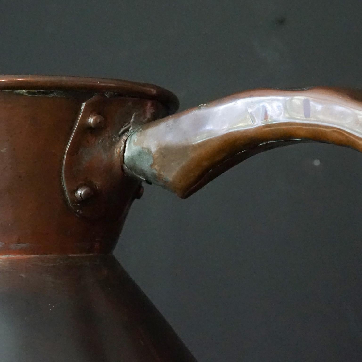 Welded 1800s Giant English Hammered Copper Georgian 5 Gallon Haystack Jug or Pitcher For Sale