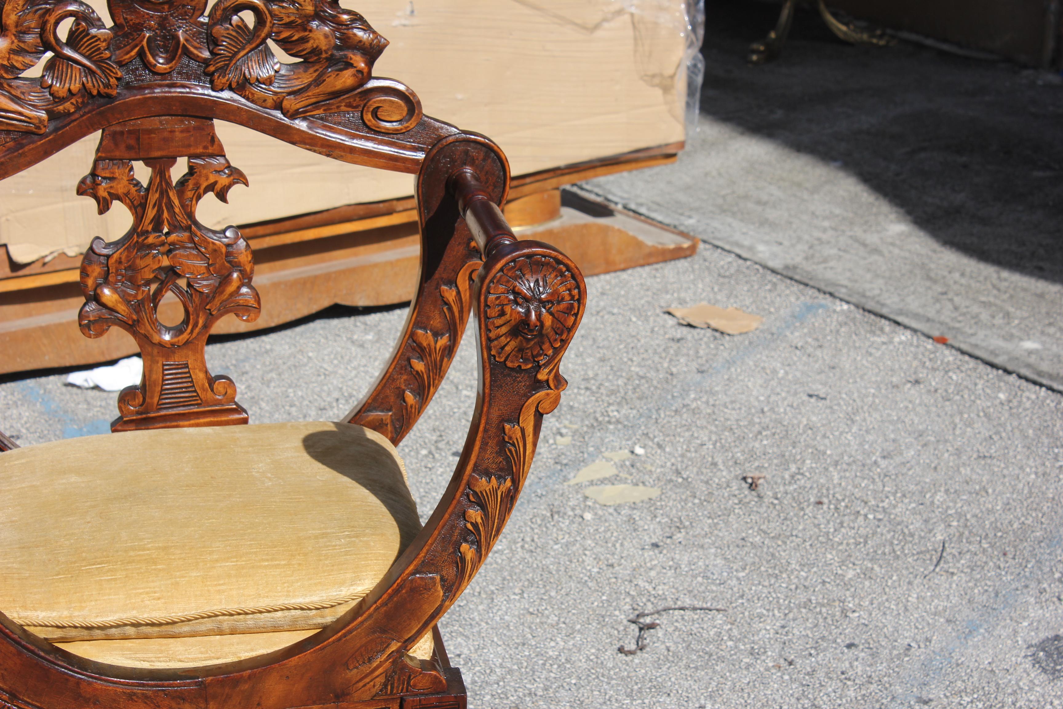 1800s Italian Renaissance Settee Sofa Couch with Two Chairs in Carved Walnut 6