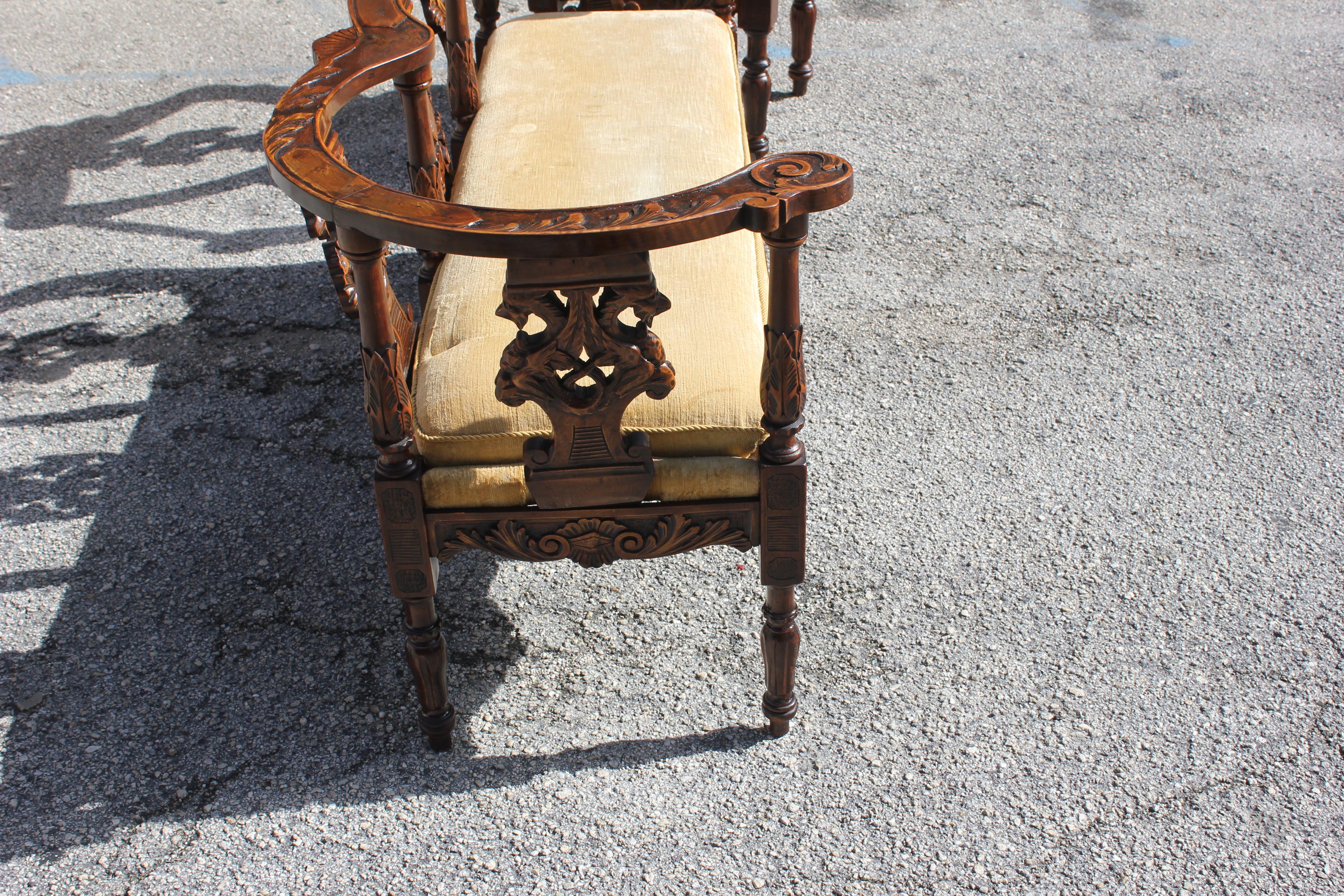 1800s Italian Renaissance Settee Sofa Couch with Two Chairs in Carved Walnut 9