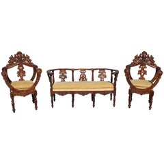 1800s Italian Renaissance Settee Sofa Couch with Two Chairs in Carved Walnut