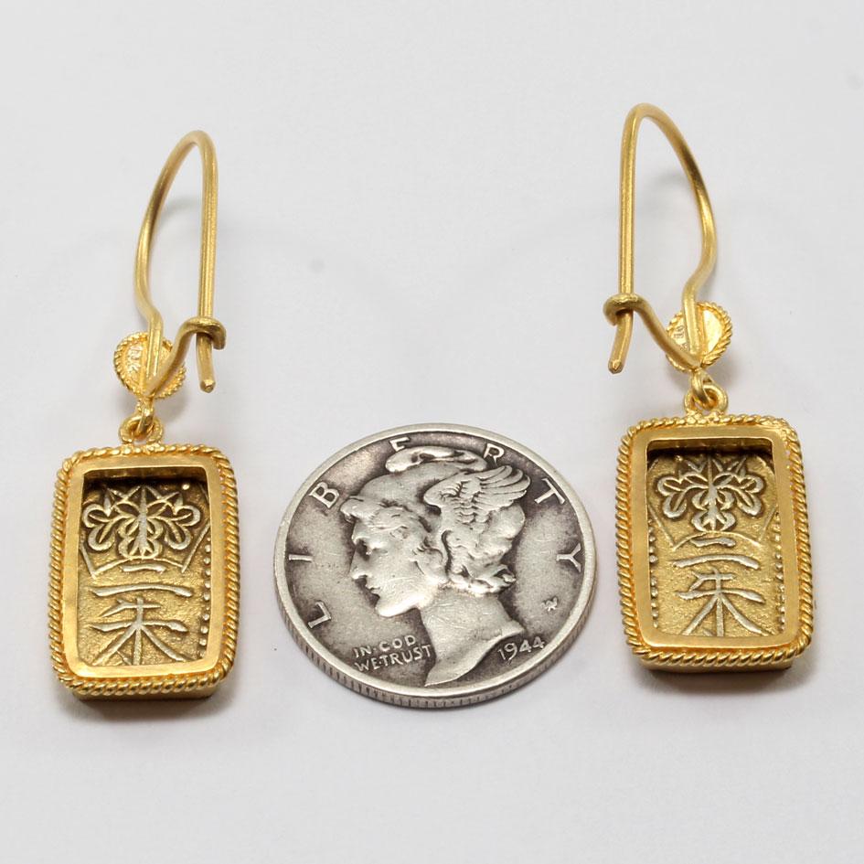 1800's Japan Samurai Gold Coin 18K Gold Wire Earrings In New Condition For Sale In Soquel, CA