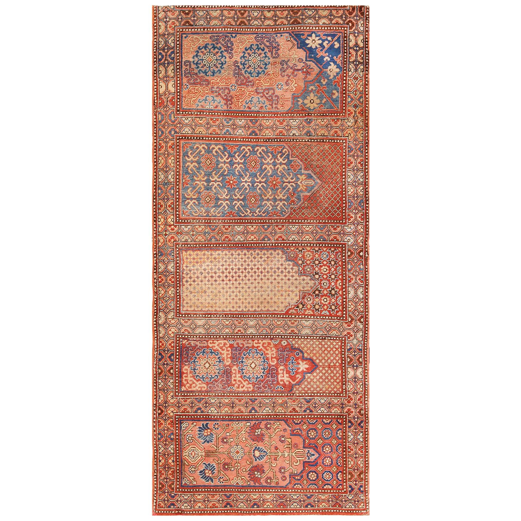 1800's Khotan Saf Prayer Rug from East Turkestan. Size: 8 ft 5 in x 3 ft 9 in 