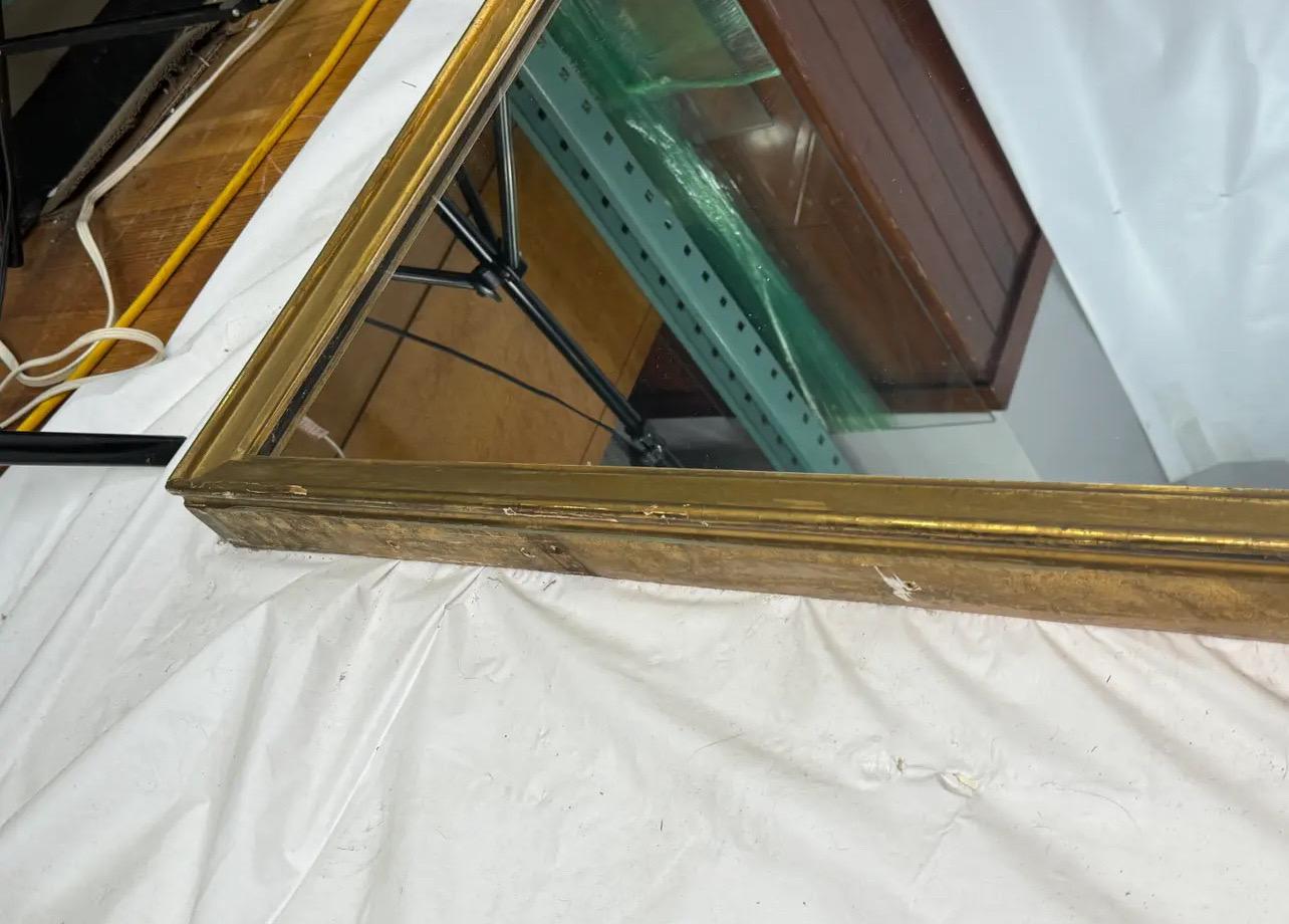 Specchio Grande specchio da parete dorato Kittredge & Blakes del 1800 in vendita
