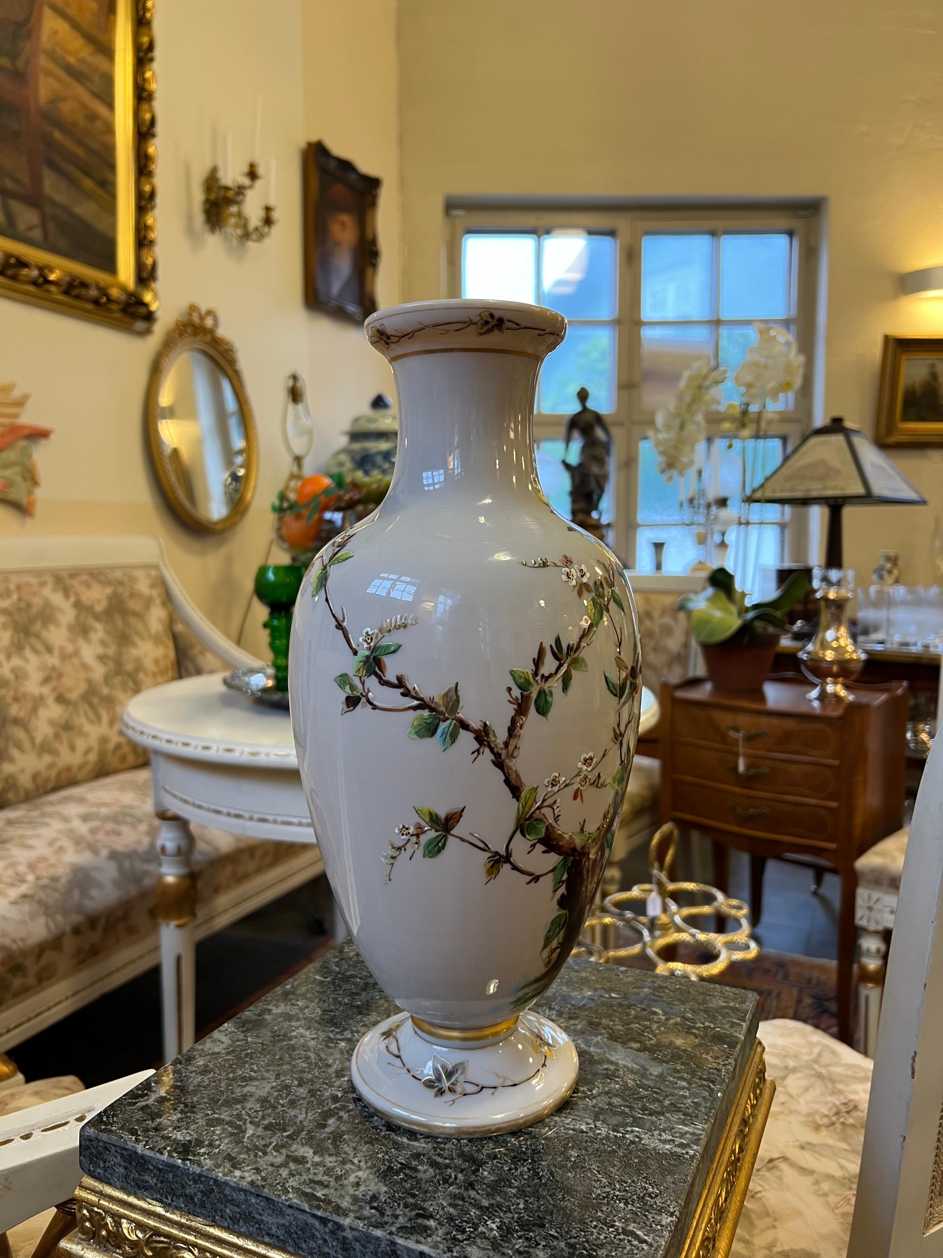 1800s Large BACCARAT Opaline Glass Vase, Hand Painted Enamelled Relief Motif In Good Condition For Sale In Skien, NO