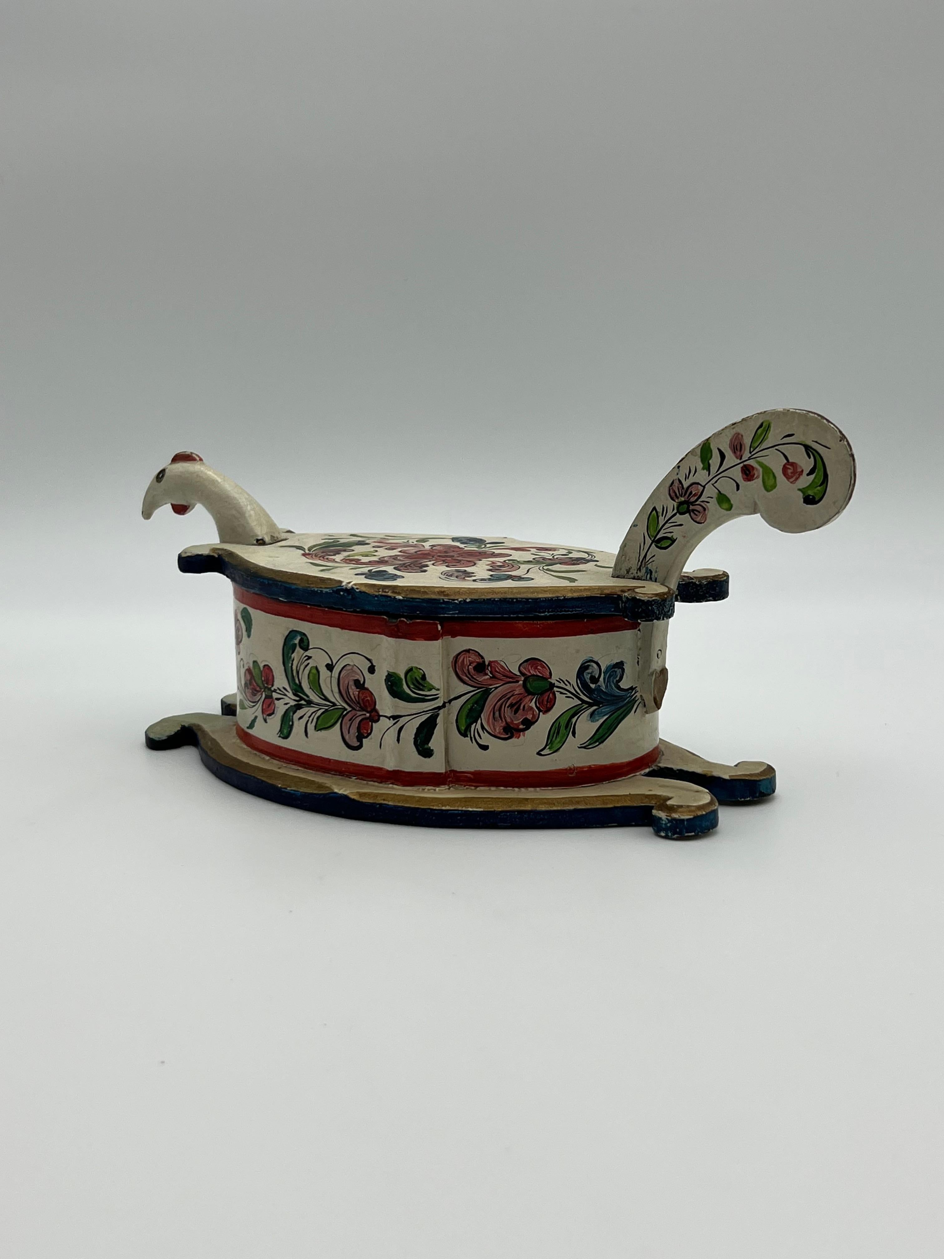 Bois Boîte à dents pour bol à bière Rosemaling norvégien des années 1800 - Art populaire Rosemaling peint à la main en vente