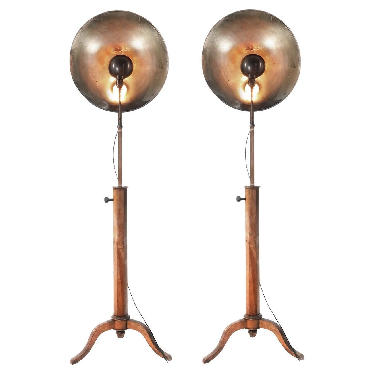 Lampada da terra a specchio parabolico del 1800 - Riflettore da 19 pollici