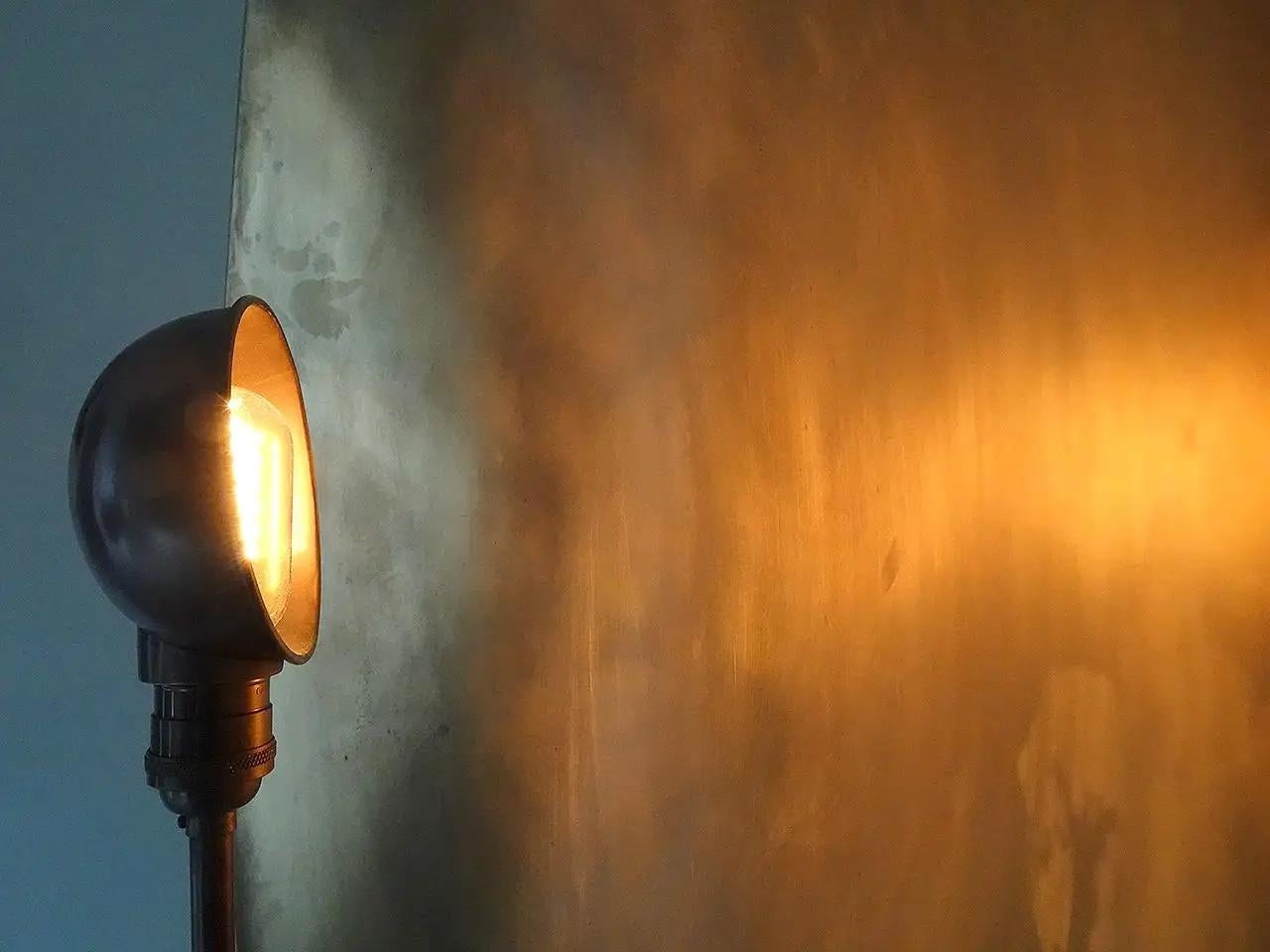 Lampada da terra con specchio parabolico del 1800 in vendita 1