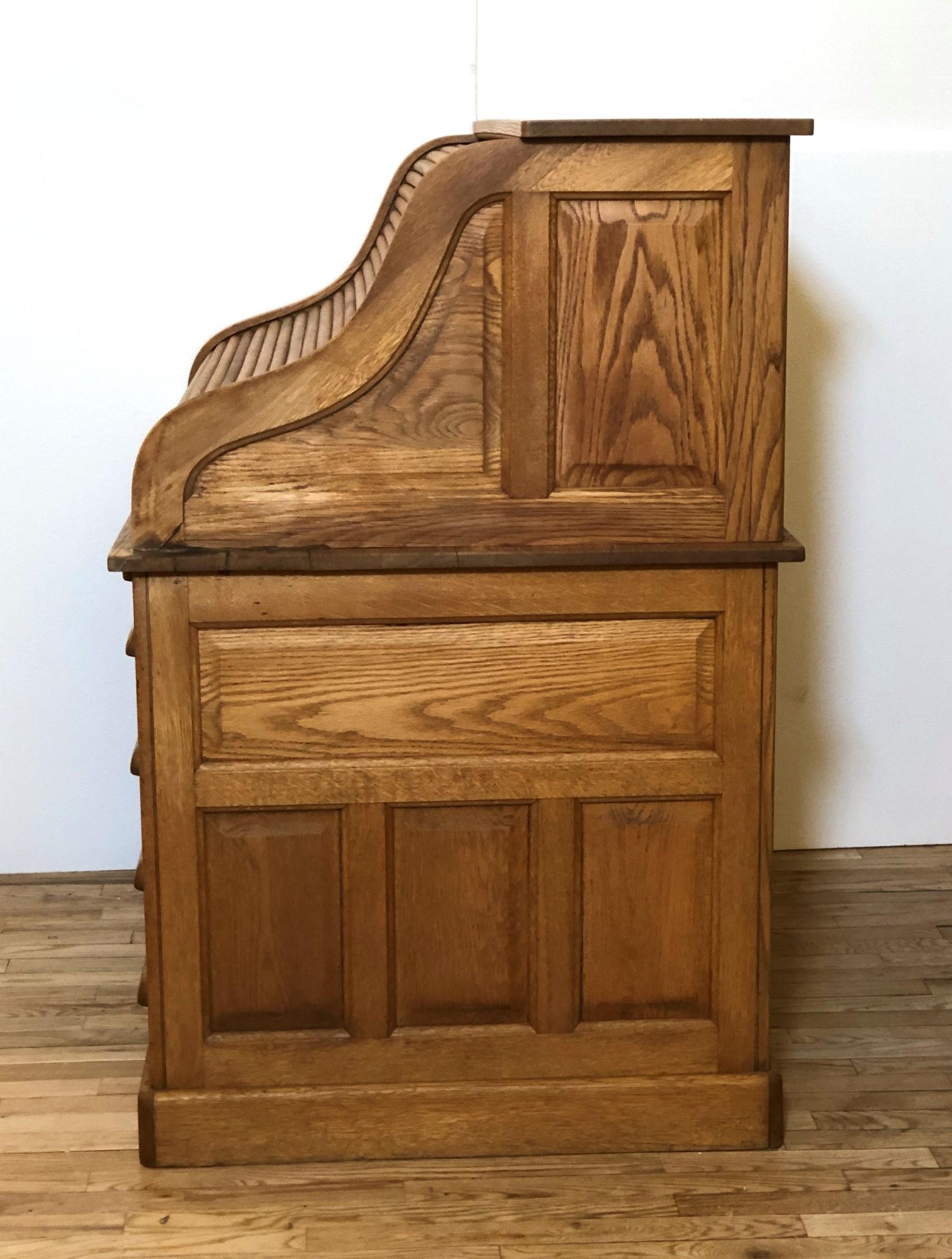 American 1800s Roll Top Oak Desk with Raised Panels