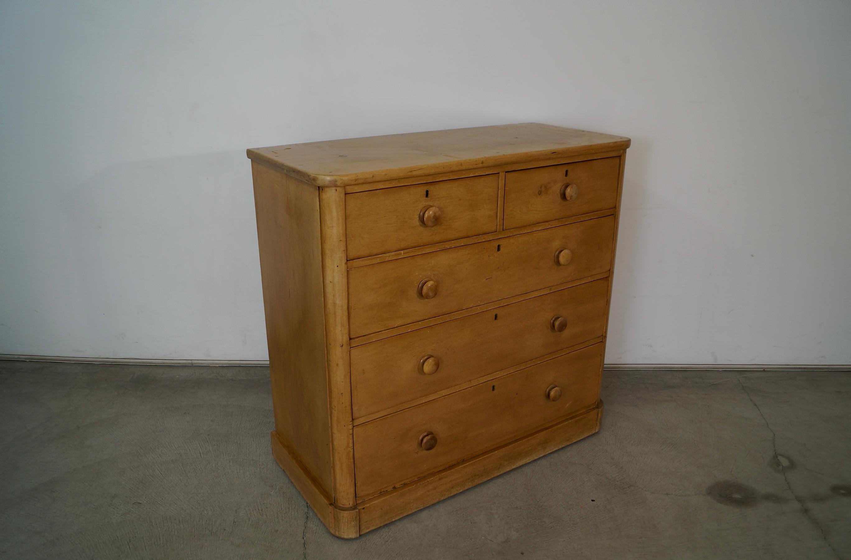 1800's Rustic Solid English Pine Dresser For Sale 5