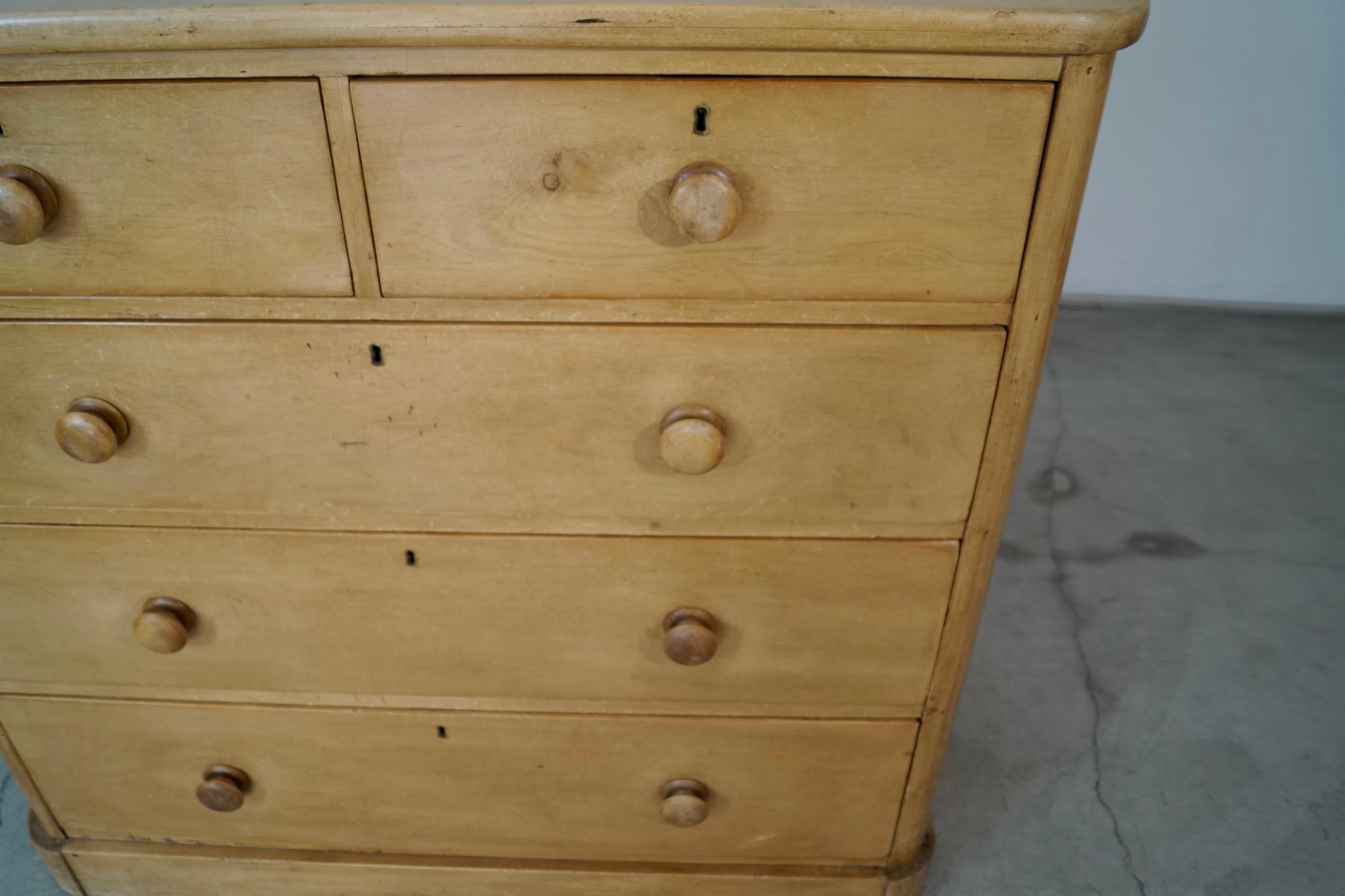 1800's Rustic Solid English Pine Dresser For Sale 11