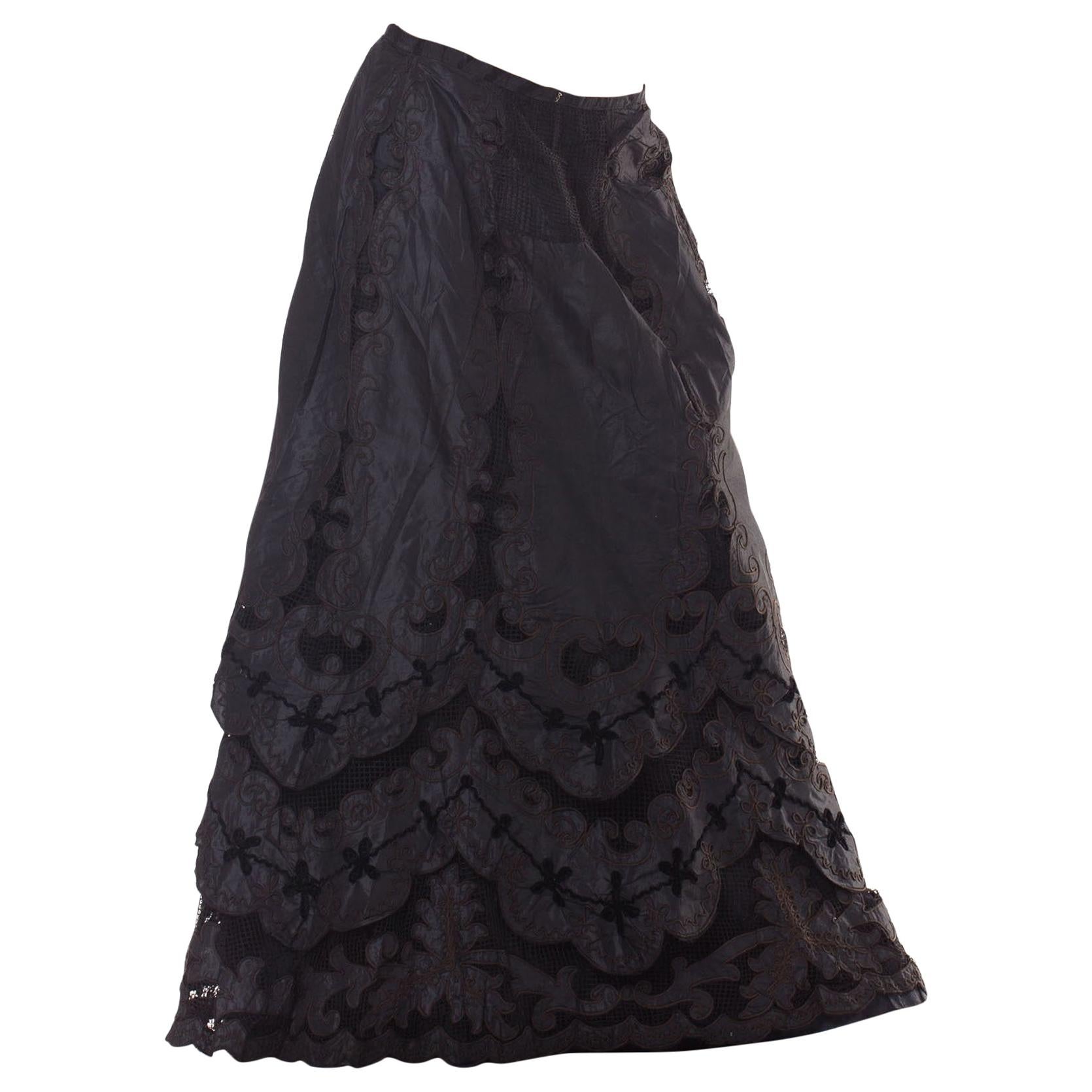 1800S Black Victorian Silk & Lace Tiered Skirt With Appliqués For Sale