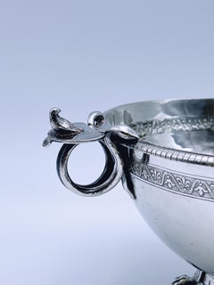 Bol en argent des années 1800 par DRAGSTED pour Simon Groth, Danemark. Poignée oiseau et serpent
