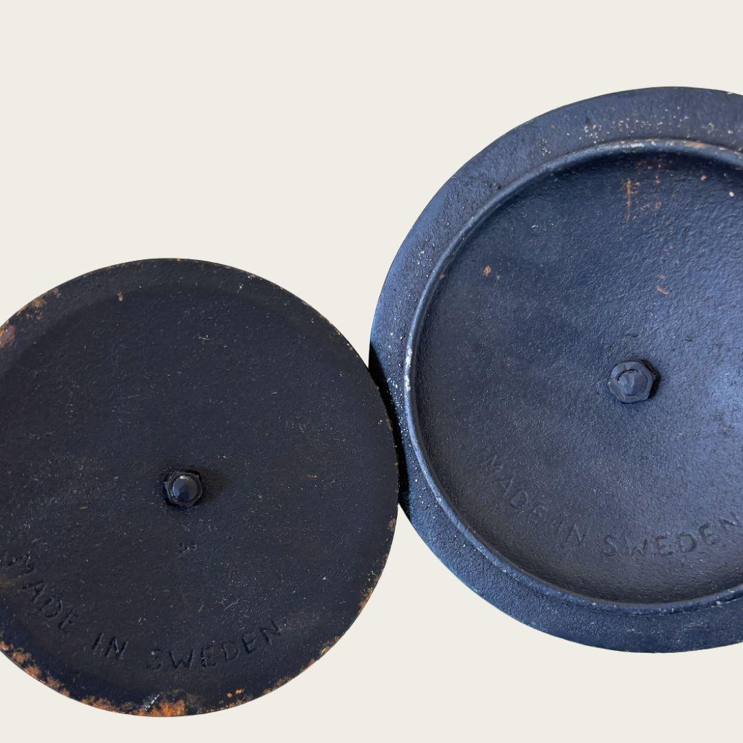 Début du XIXe siècle Jarre à tabac suédoise en fonte des années 1800 en vente