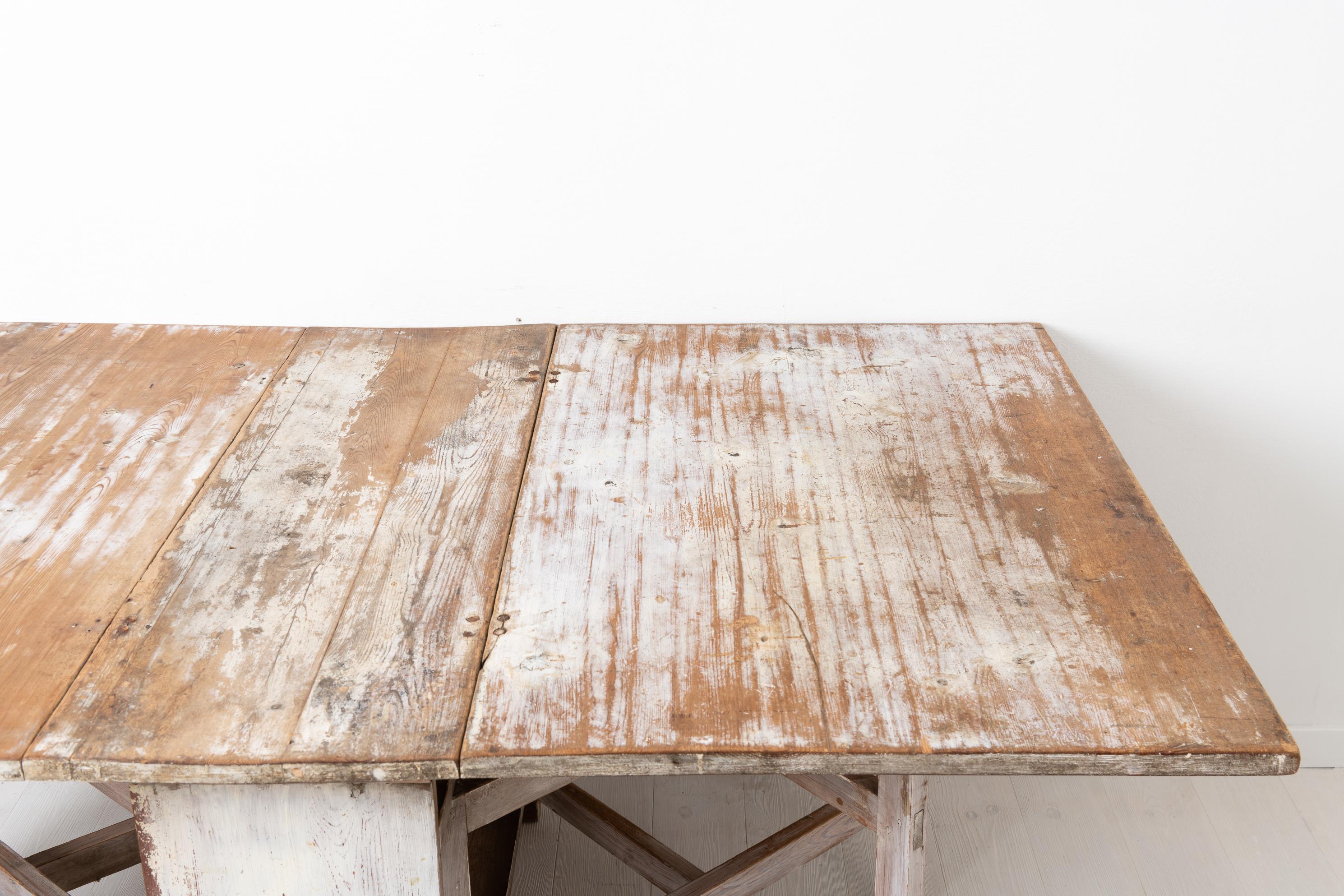 1800s White Swedish Drop-Leaf Table For Sale 1