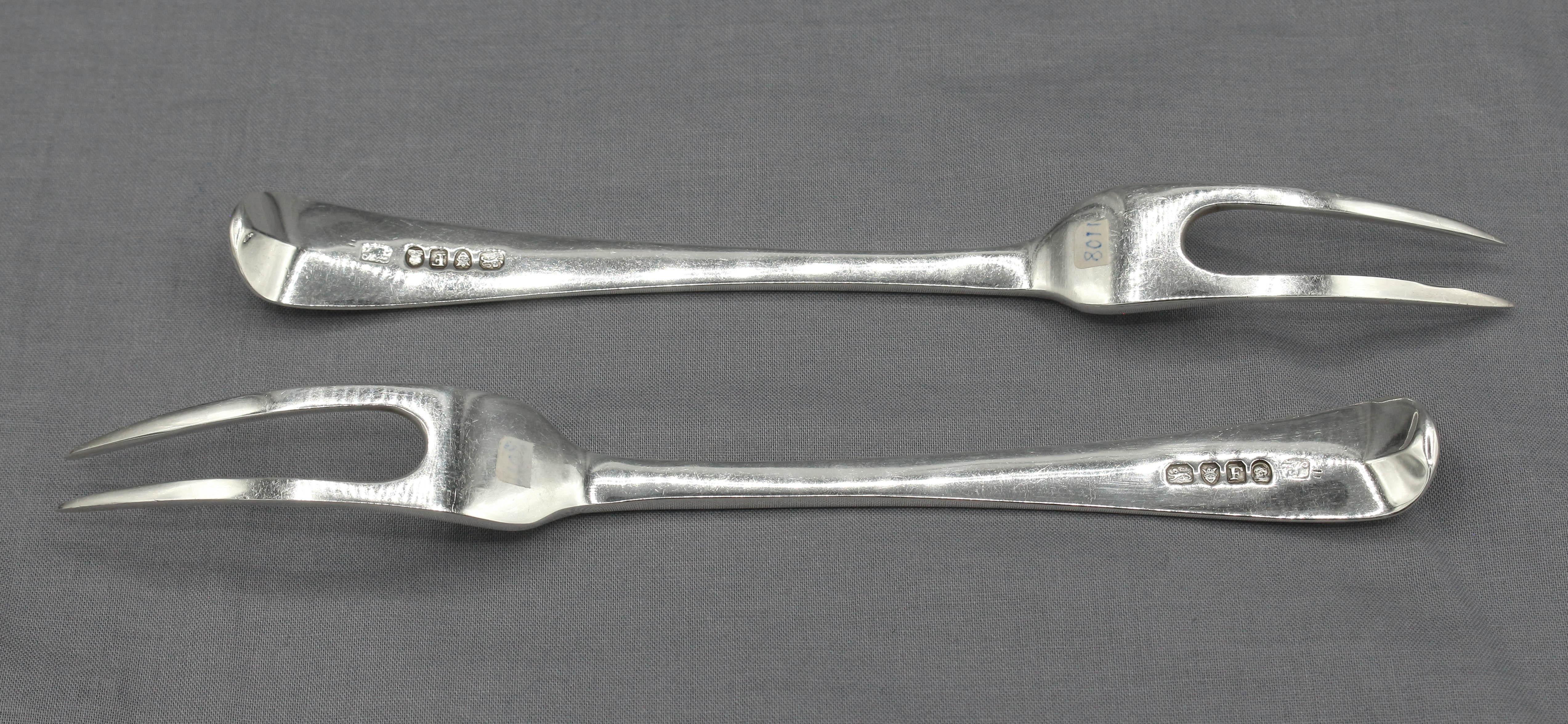 Georgian 1801 Pair of Old English Pattern Sterling Potato Serving Forks by John Wren II For Sale